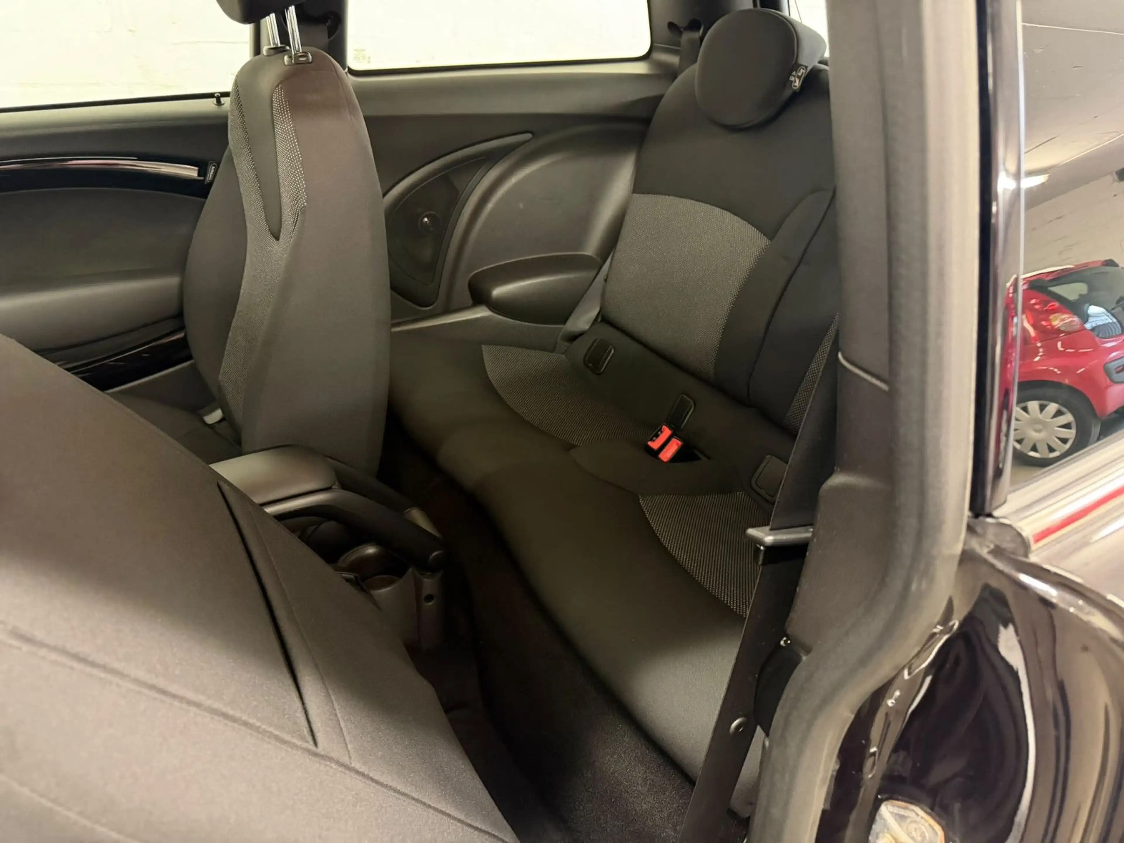 MINI One Mini One , Navi, Panorama , Harman Kardon — photo 13