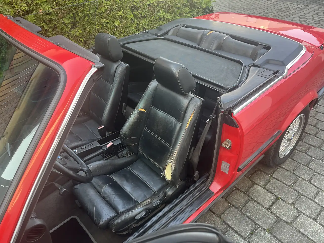 BMW 318i, foto 12
