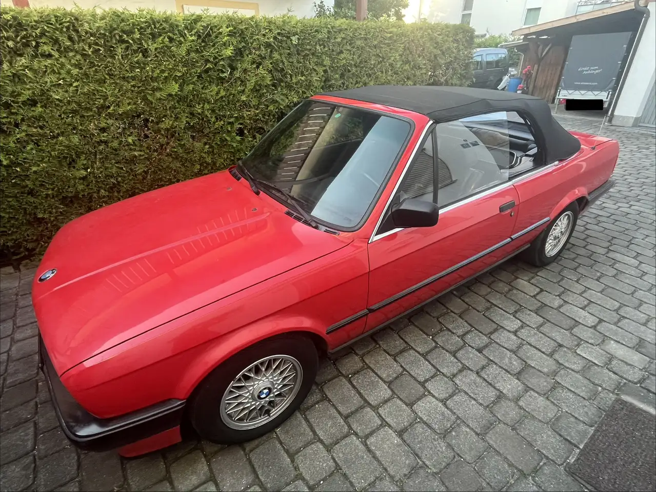 BMW 318i, foto 2