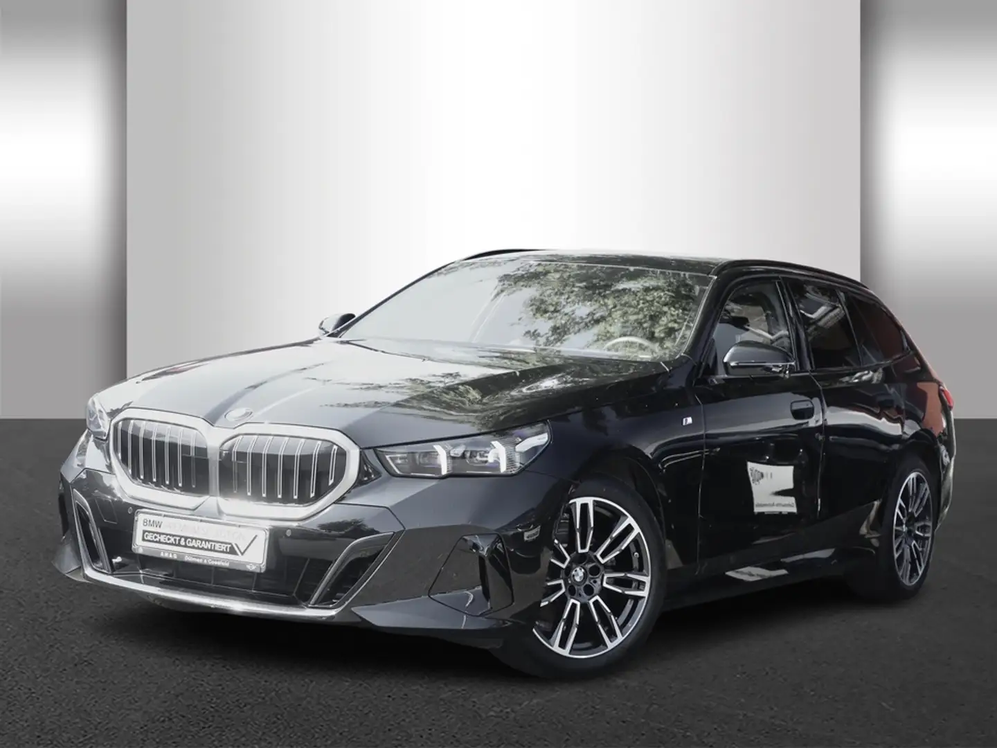BMW 520 d Tour M Sport Standhzg. AHK 360 Autobahnass Schwarz - 2