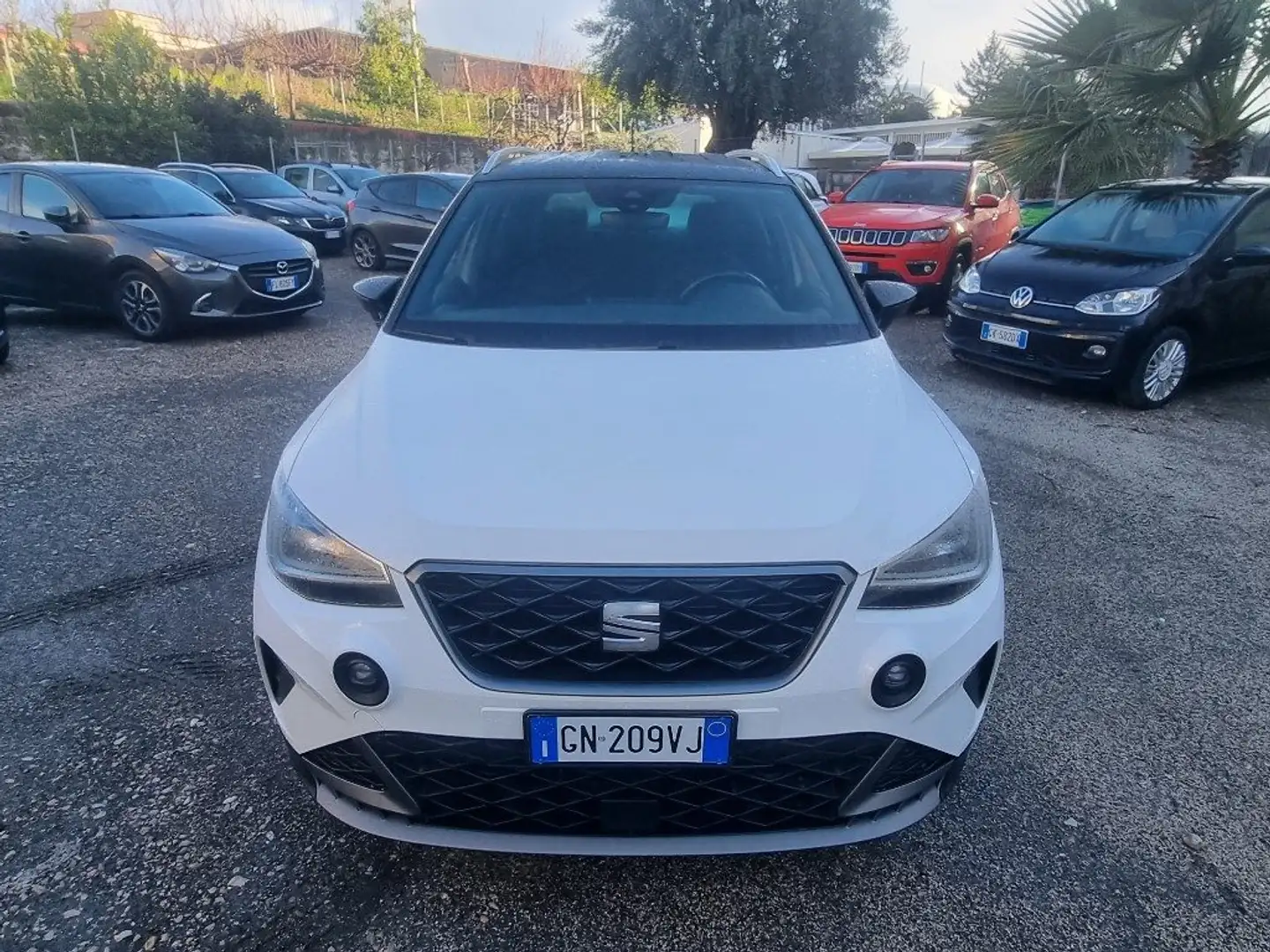 SEAT Arona 1.0 EcoTSI FR garanzia uffc.seat fino al 2027 Bianco - 1