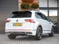 Volkswagen Tiguan 1.5 TSI R-Line / Panoramadak / IQ Light / Adaptive Blanc - thumbnail 2