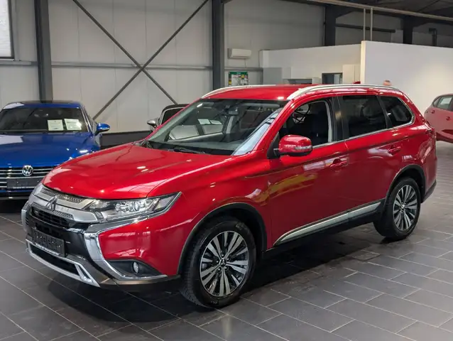 Mitsubishi Outlander 2.0 2WD CVT Active