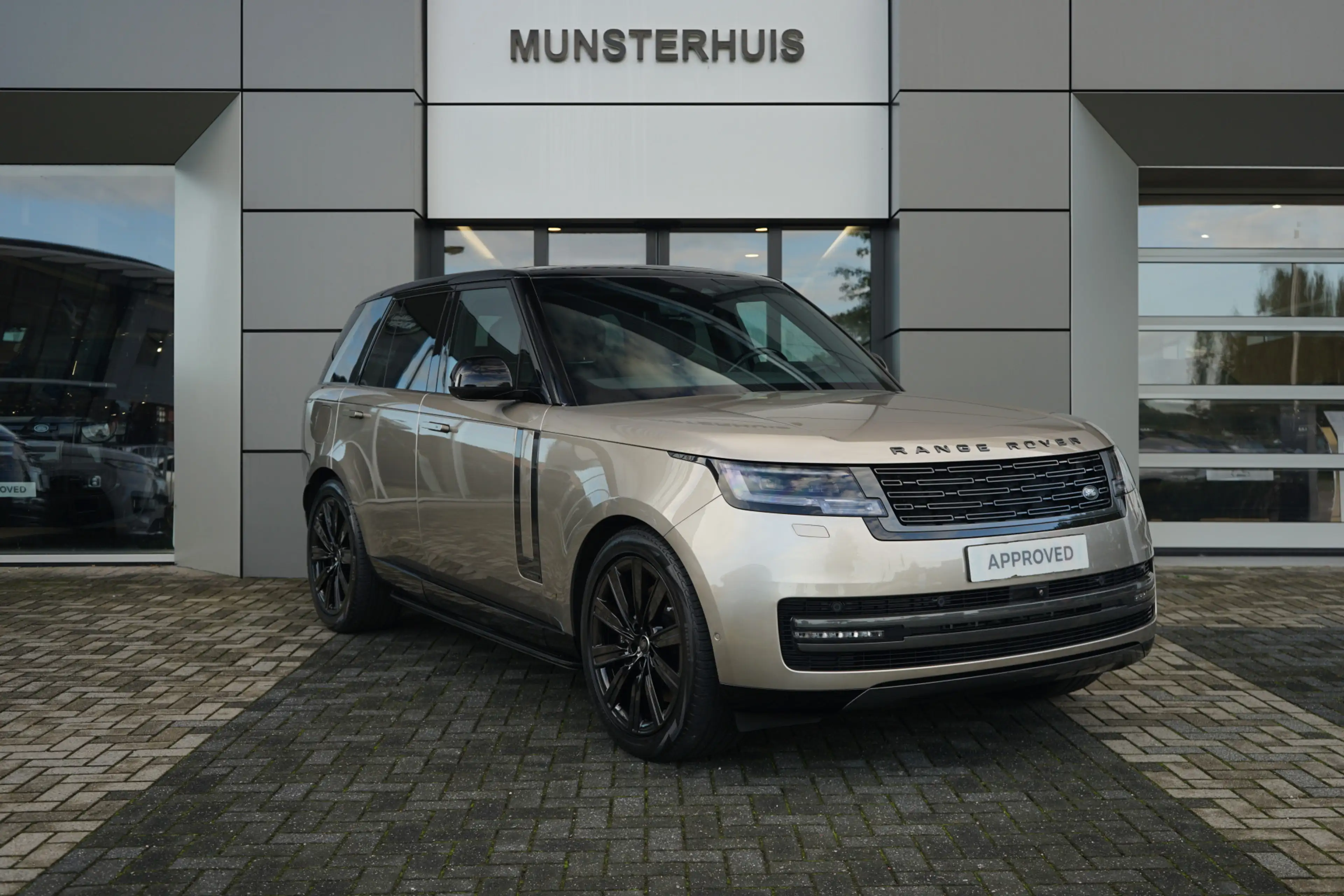 Land Rover Range Rover 3.0 P550e Autobiography PHEV | Elektrische treepla — photo 10