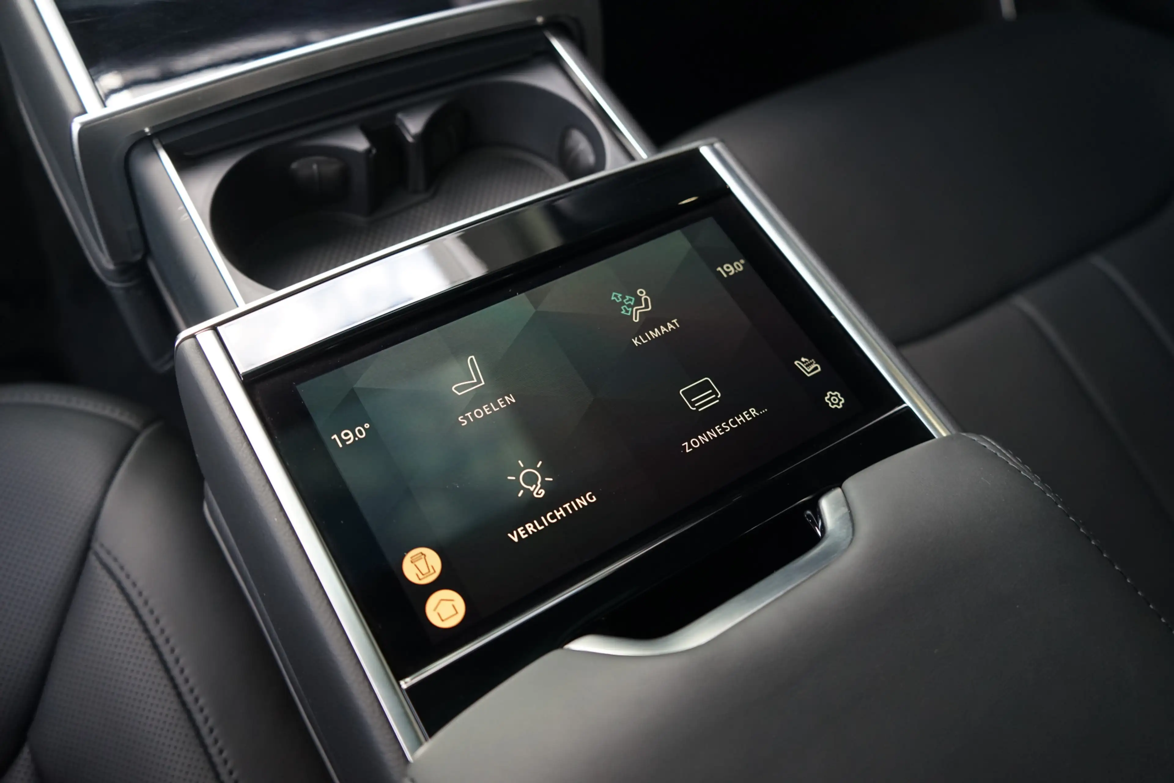 Land Rover Range Rover 3.0 P550e Autobiography PHEV | Elektrische treepla — photo 31