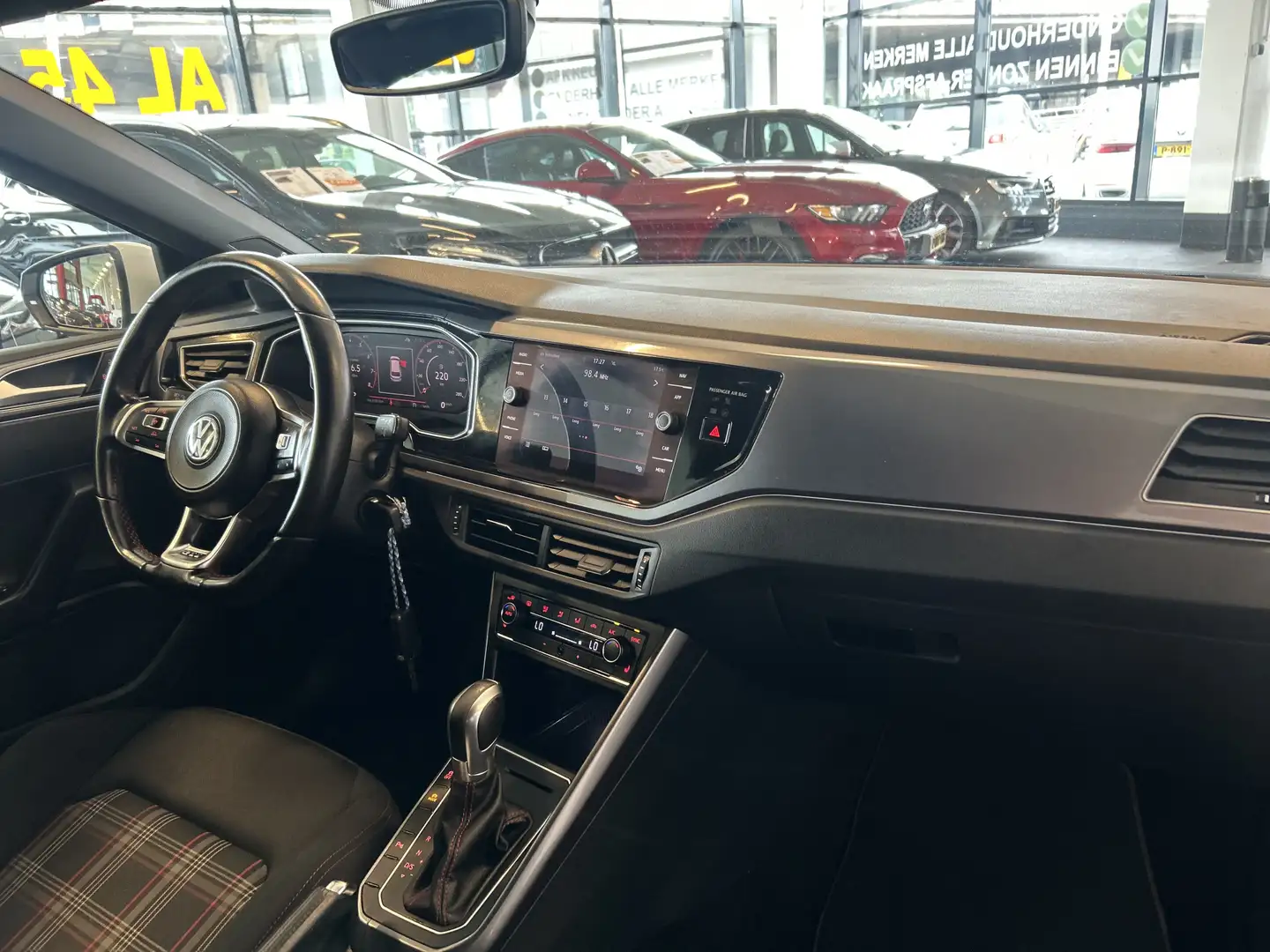 Volkswagen Polo GTI 2.0 TSI Automaat | Digital dashboard | Adaptieve c Blanc - 2