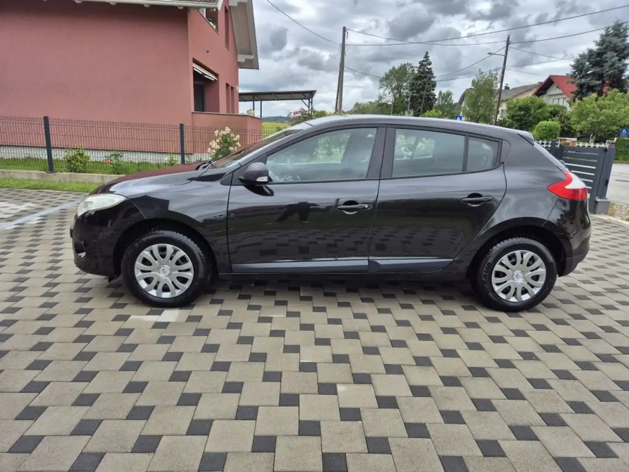 Renault Megane Mégane Break 1.6i 16V Expression 2011, foto 2
