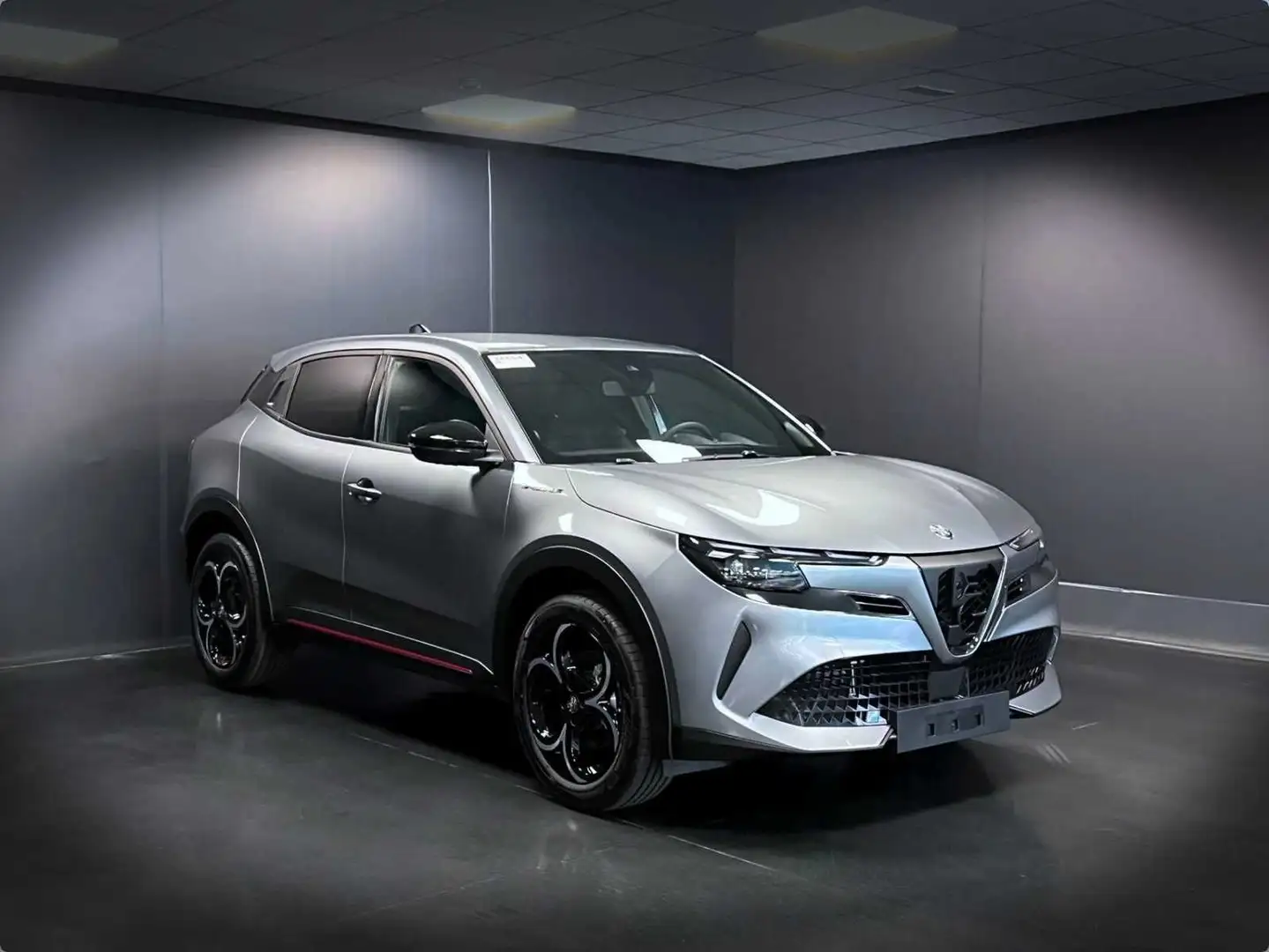 Alfa Romeo Junior Junior 1.2 136 CV Hybrid eDCT6 Speciale Grigio - 2