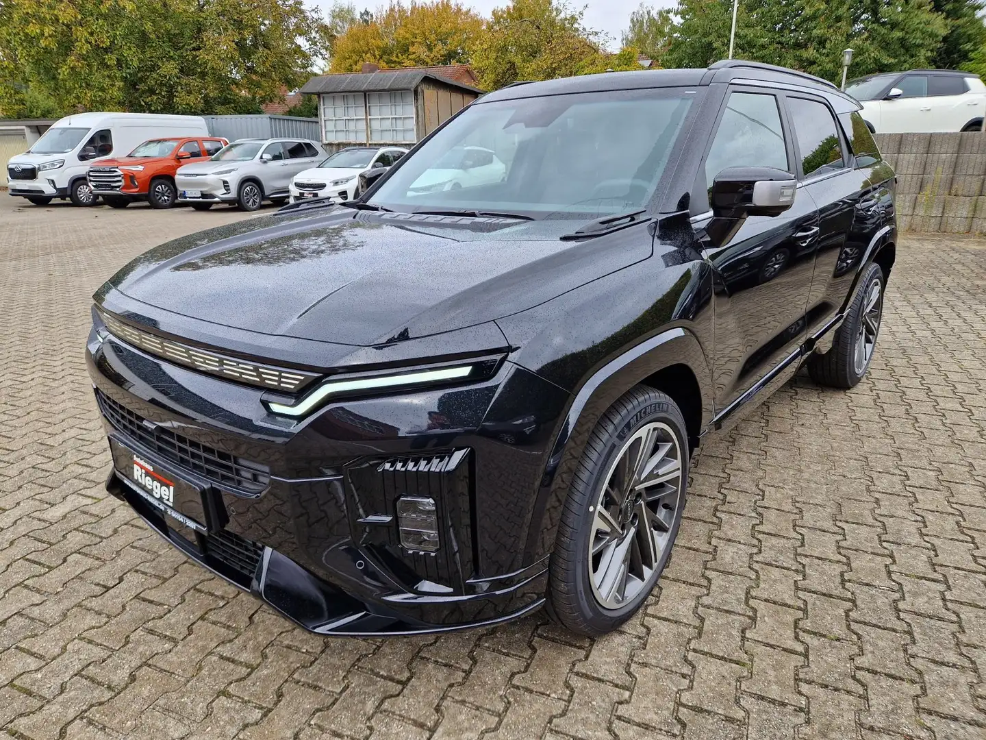 SsangYong Actyon LUX Automatik 1.5 120kW/163PS Schwarz - 1