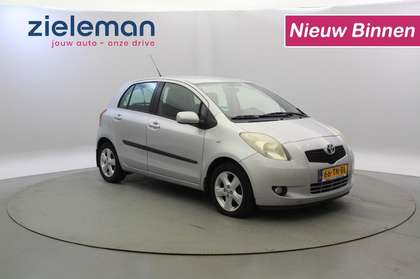 Toyota Yaris 1.3 VVTi Luna MMT 5 Deurs Automaat - Clima, Lichtm