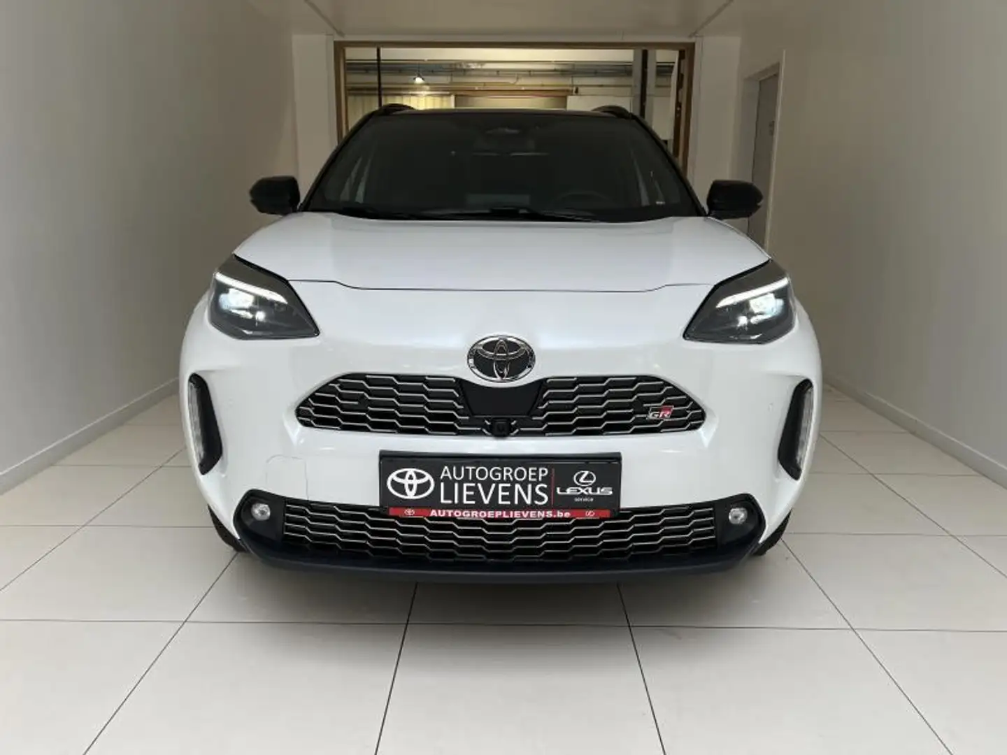 Toyota Yaris Cross 1.5 Hyb GR SPORT CVT 130PK Bianco - 2