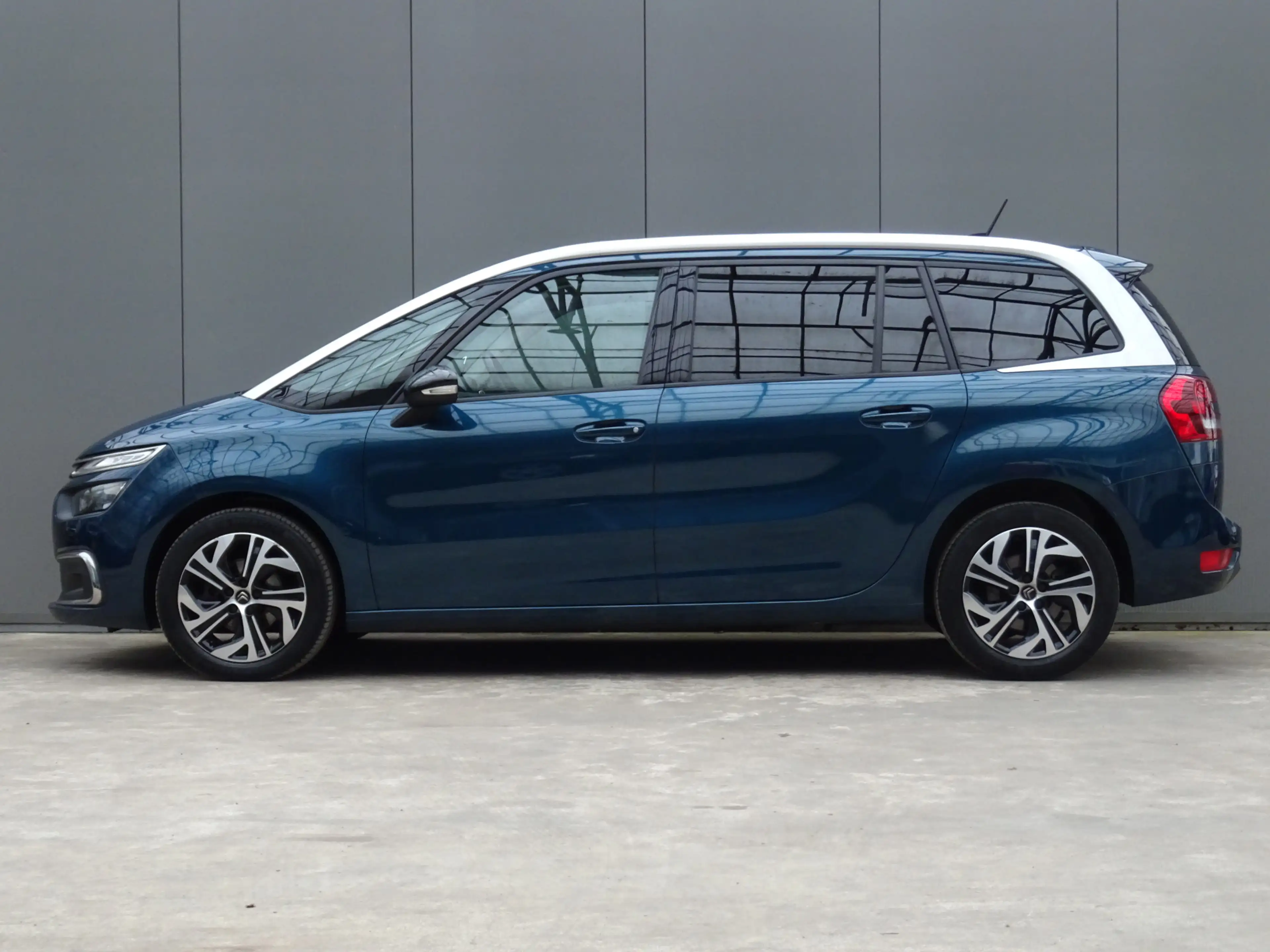 Citroen Grand C4 SpaceTourer 1.2 PureTech Business * 7 PERS. * MASSAGE * CARPLA — photo 8