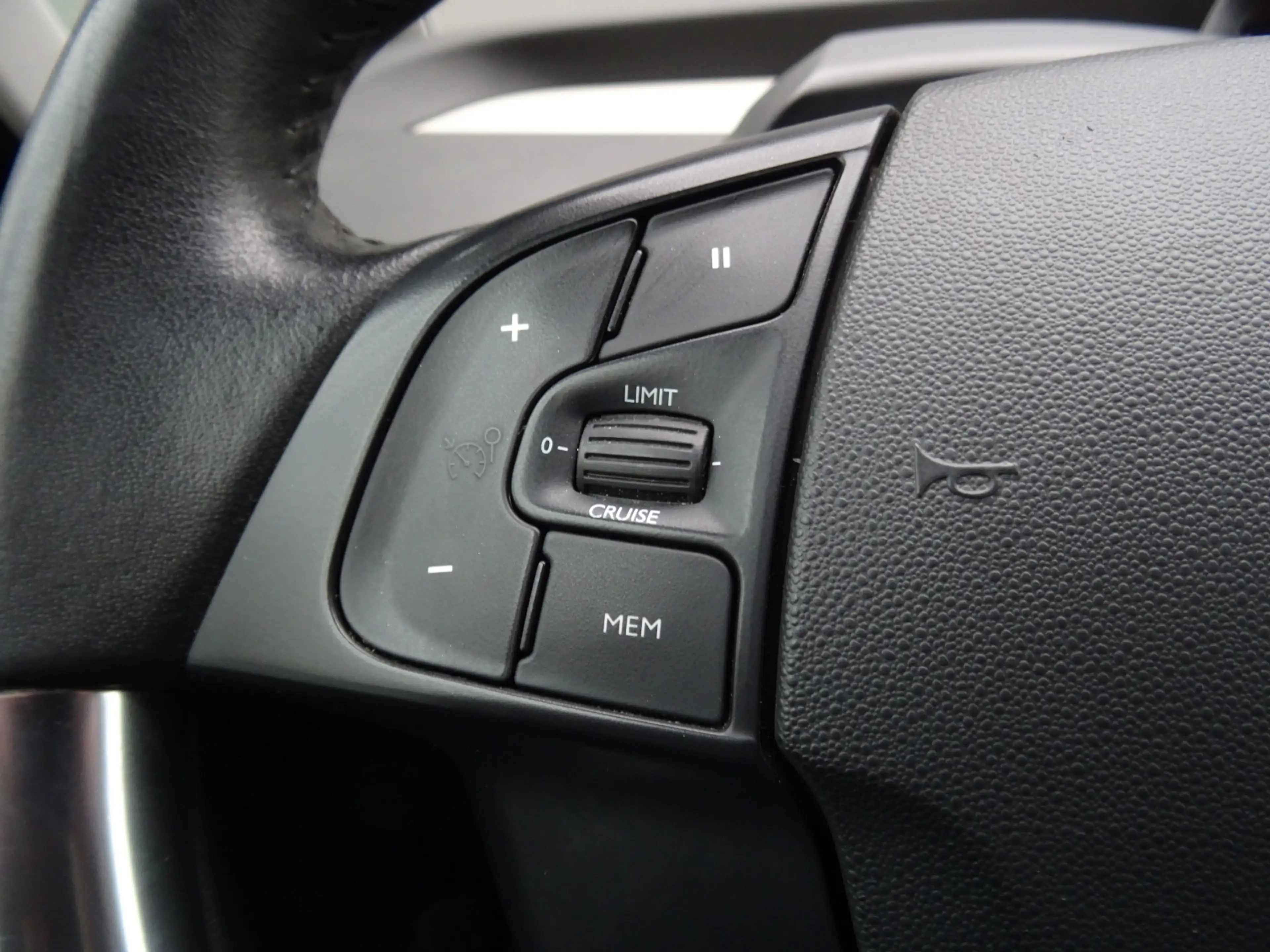 Citroen Grand C4 SpaceTourer 1.2 PureTech Business * 7 PERS. * MASSAGE * CARPLA — photo 11