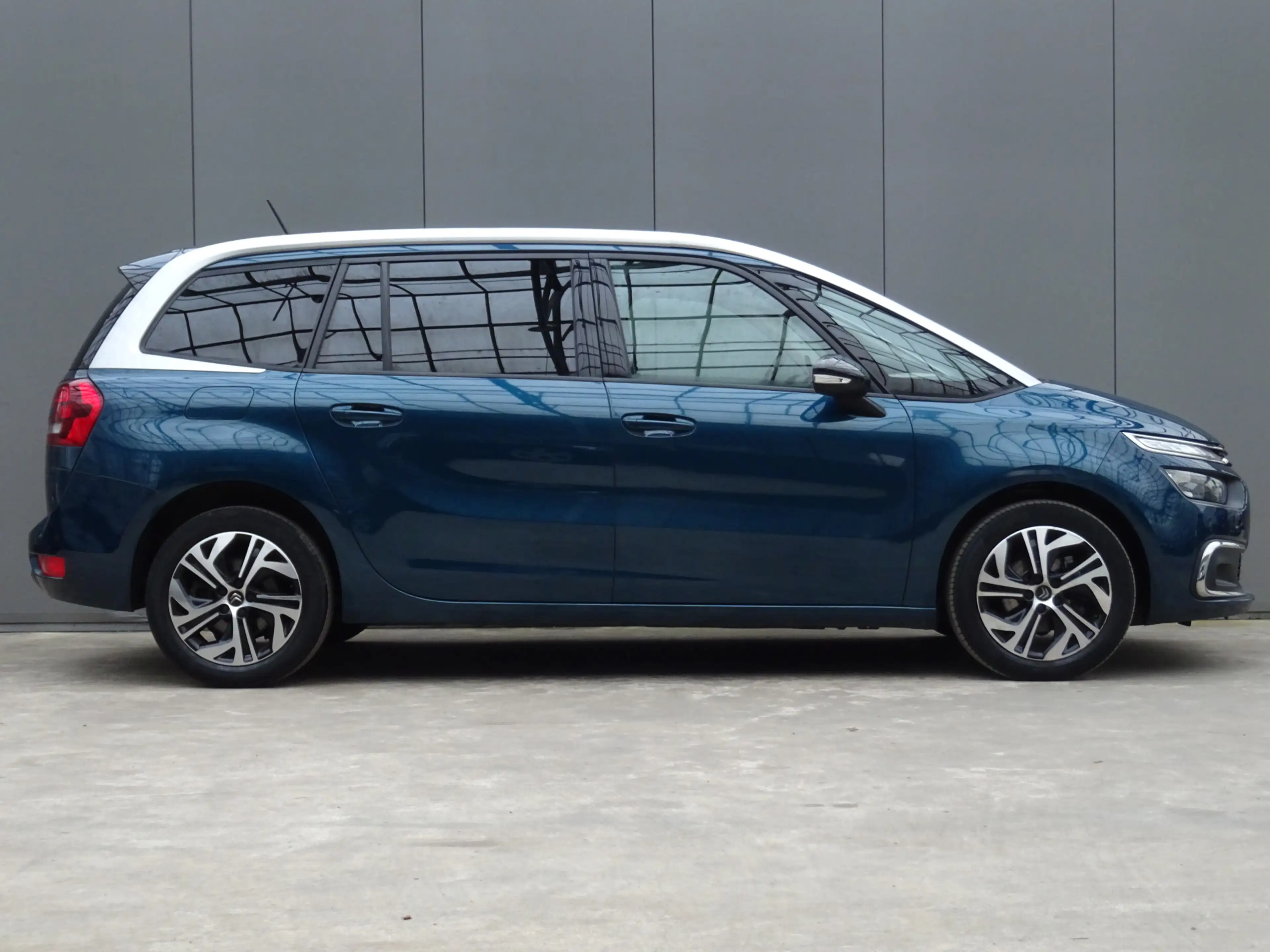 Citroen Grand C4 SpaceTourer 1.2 PureTech Business * 7 PERS. * MASSAGE * CARPLA — photo 6
