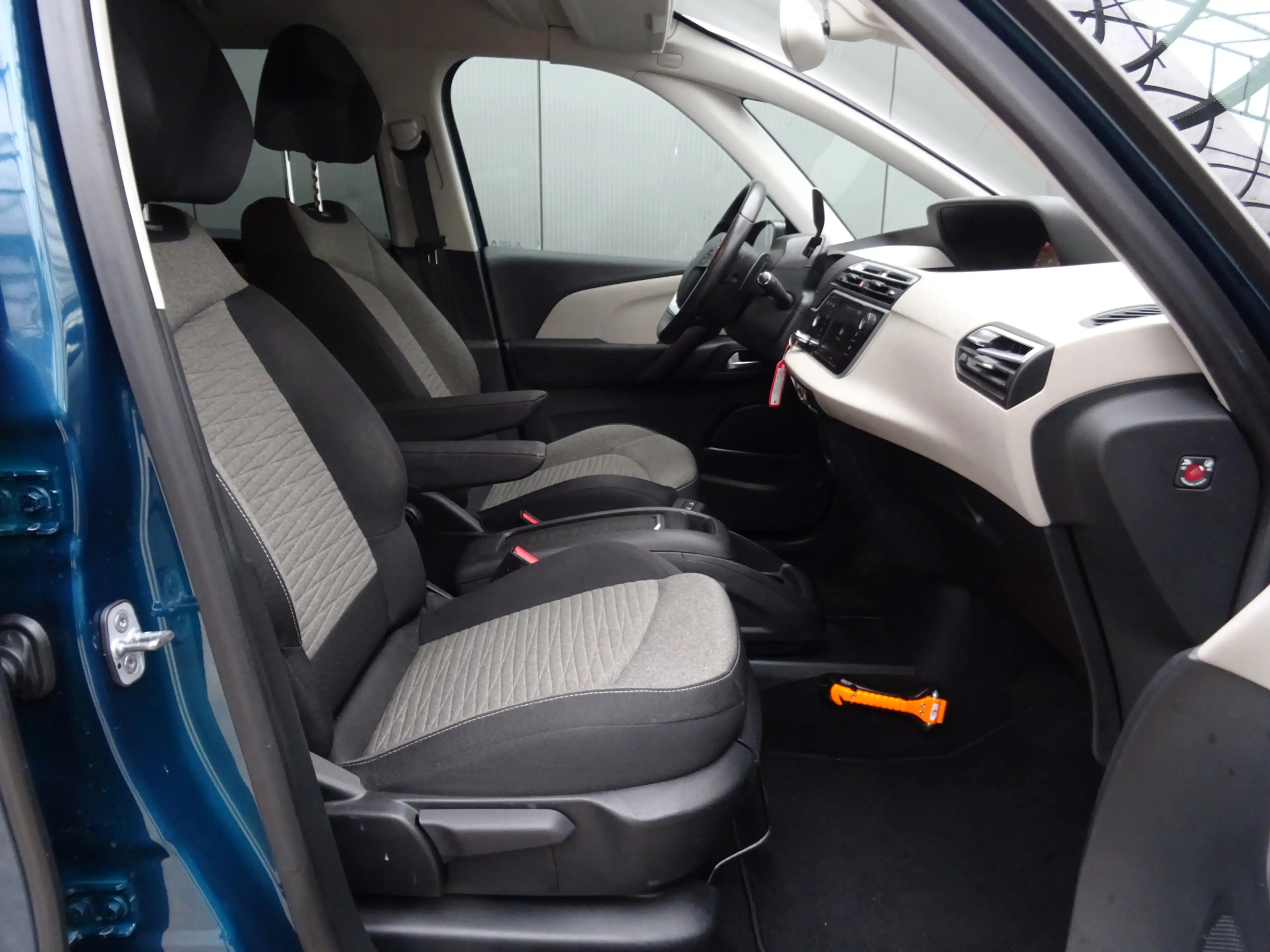 Citroen Grand C4 SpaceTourer 1.2 PureTech Business * 7 PERS. * MASSAGE * CARPLA — photo 3