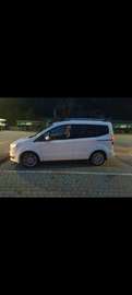 Tourneo Courier 1,0 EcoBoost Titanium Titanium