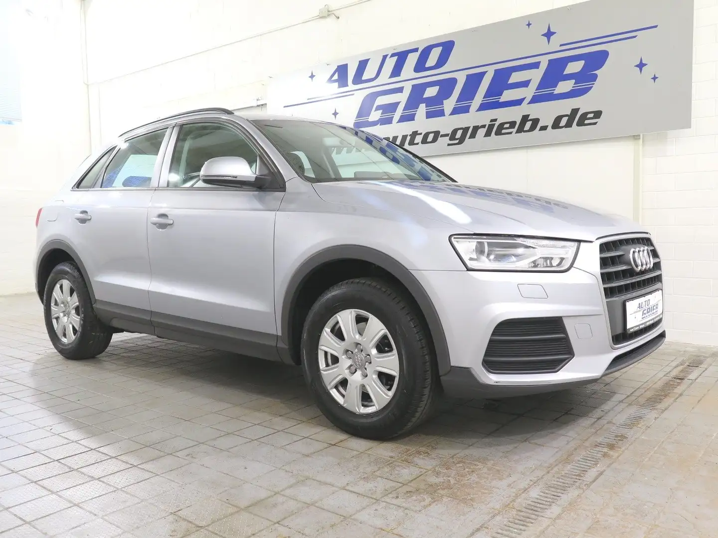 Audi Q3 Xenon, Navi, Alu, GRA, PDC, Sitzheizung Silber - 1
