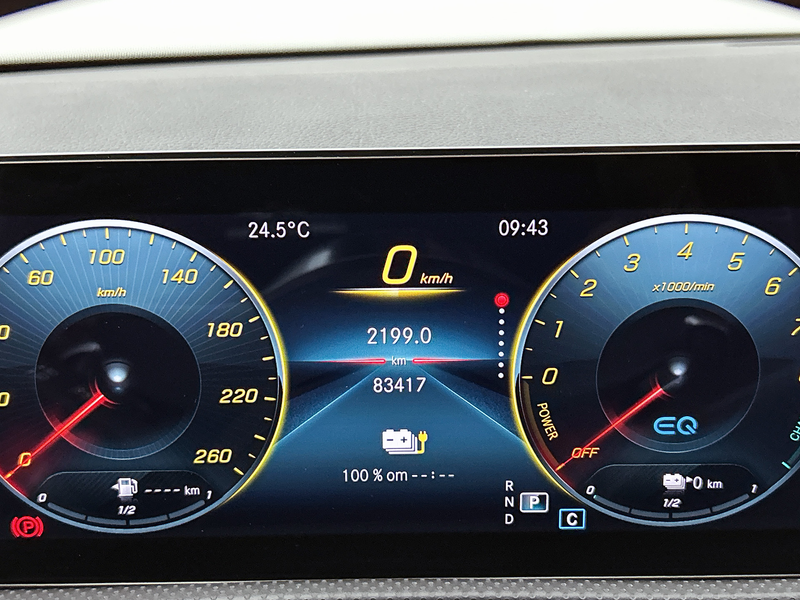 Mercedes-Benz A 250 e Business Solution AMG Limited Panoramadak | AMG — photo 6