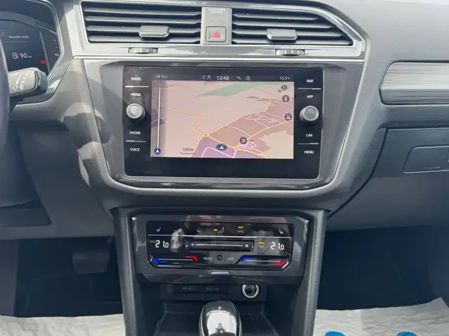 Volkswagen Tiguan Allspace view 16