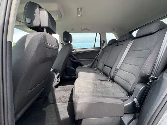 Volkswagen Tiguan Allspace view 23