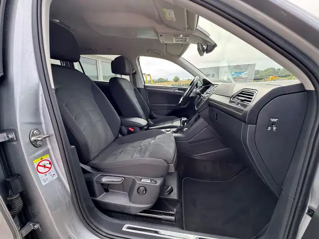 Volkswagen Tiguan Allspace view 21