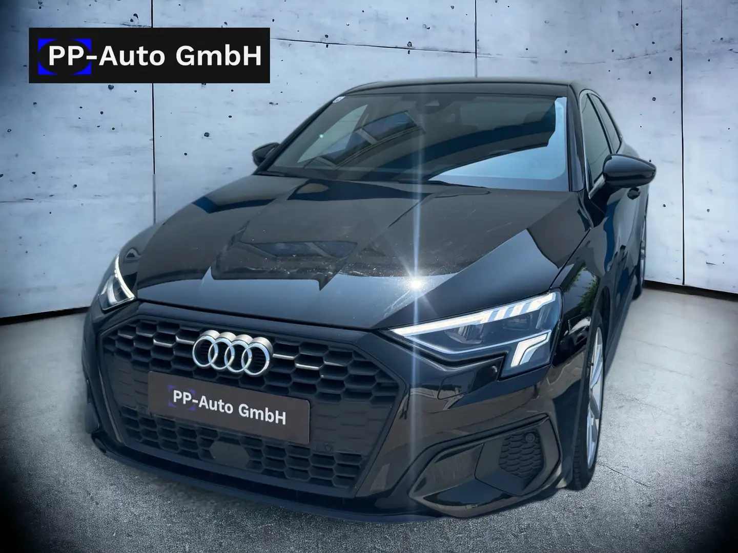 Audi A3 Sportback 30 TFSI s-tronic Schwarz - 1