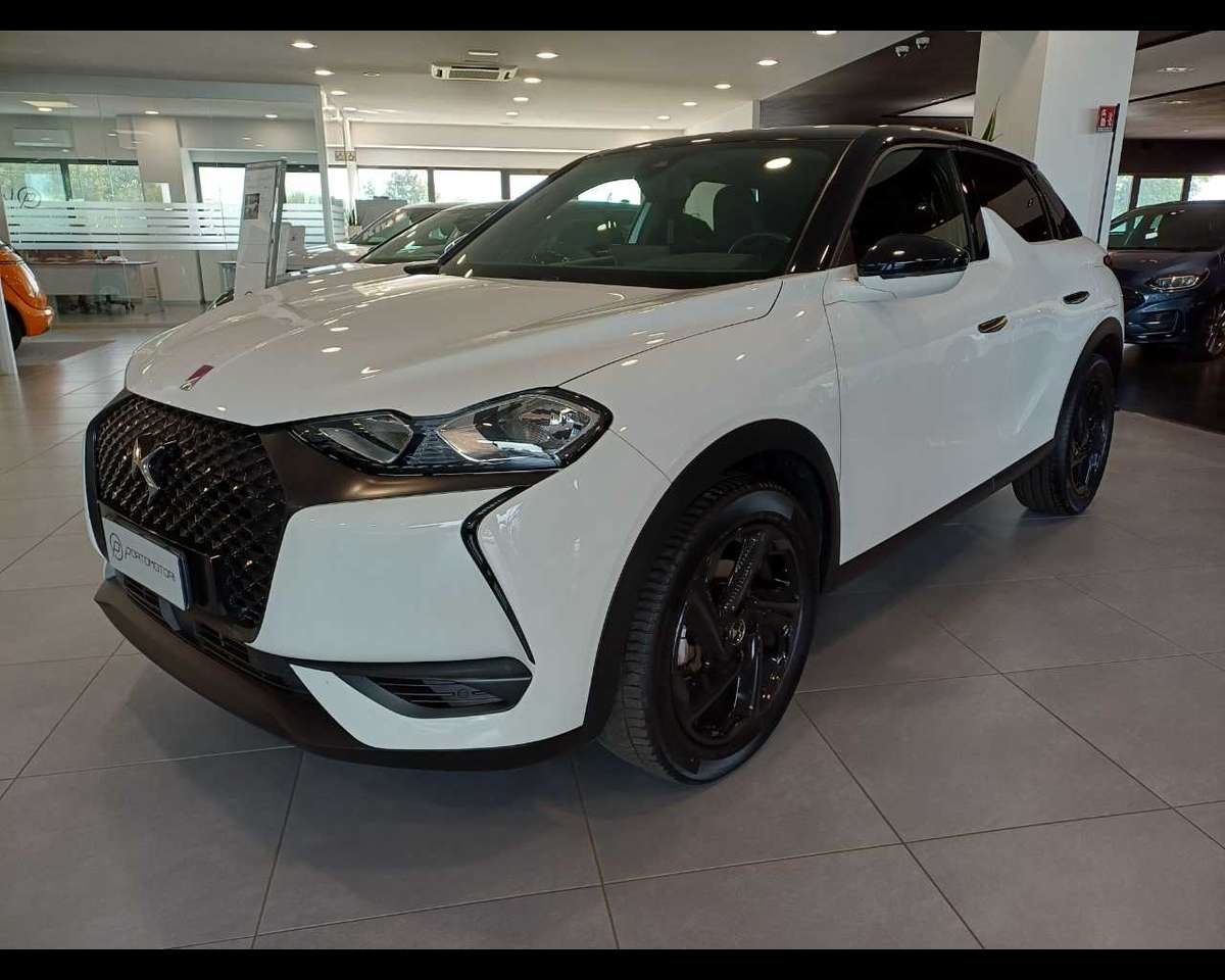 DS Automobiles DS 3 3 Crossback BlueHDi 130 aut. Performance Line