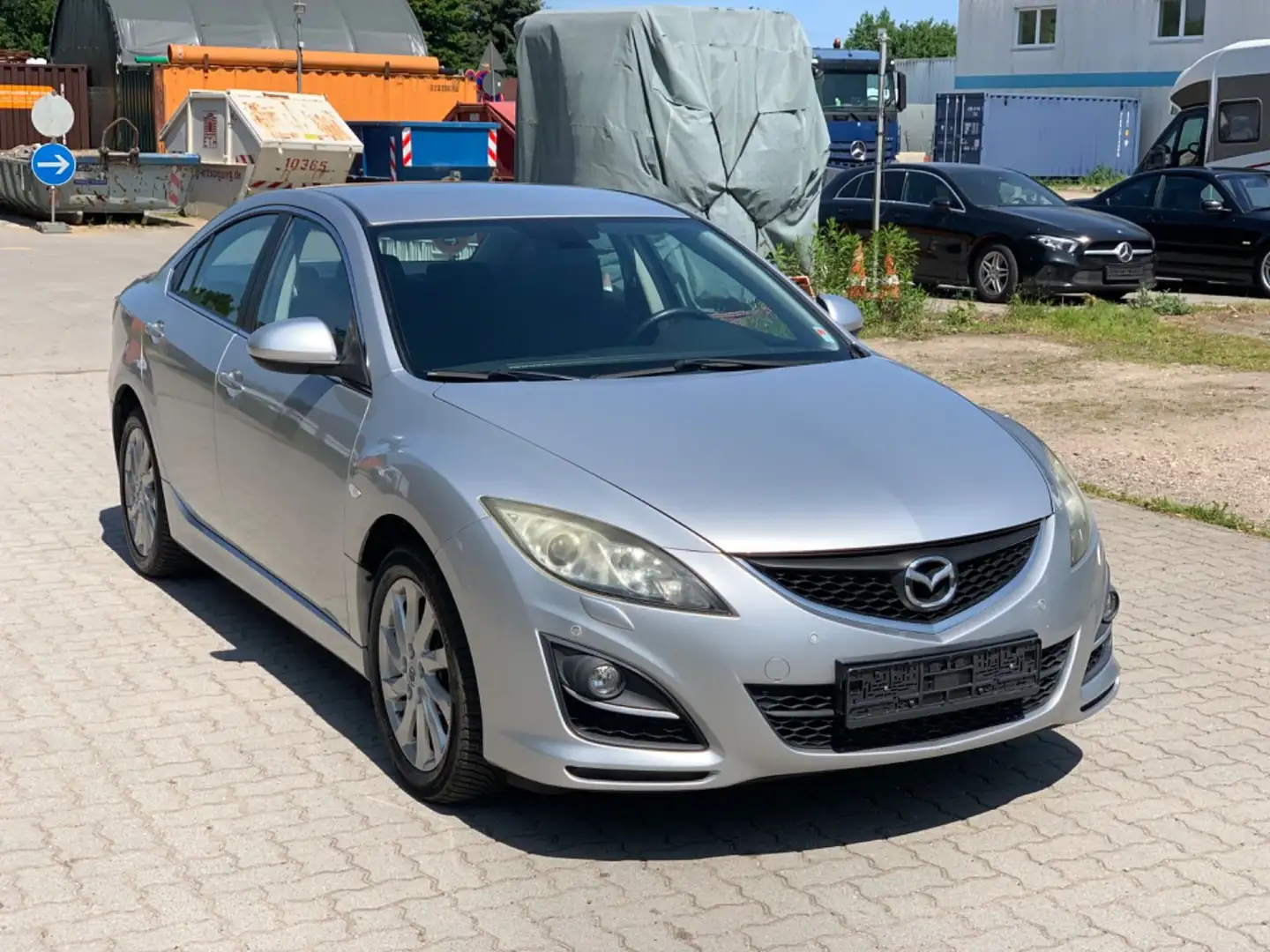 Mazda 6 Lim. 2.0  Center-Line 1 Hand Silber - 1