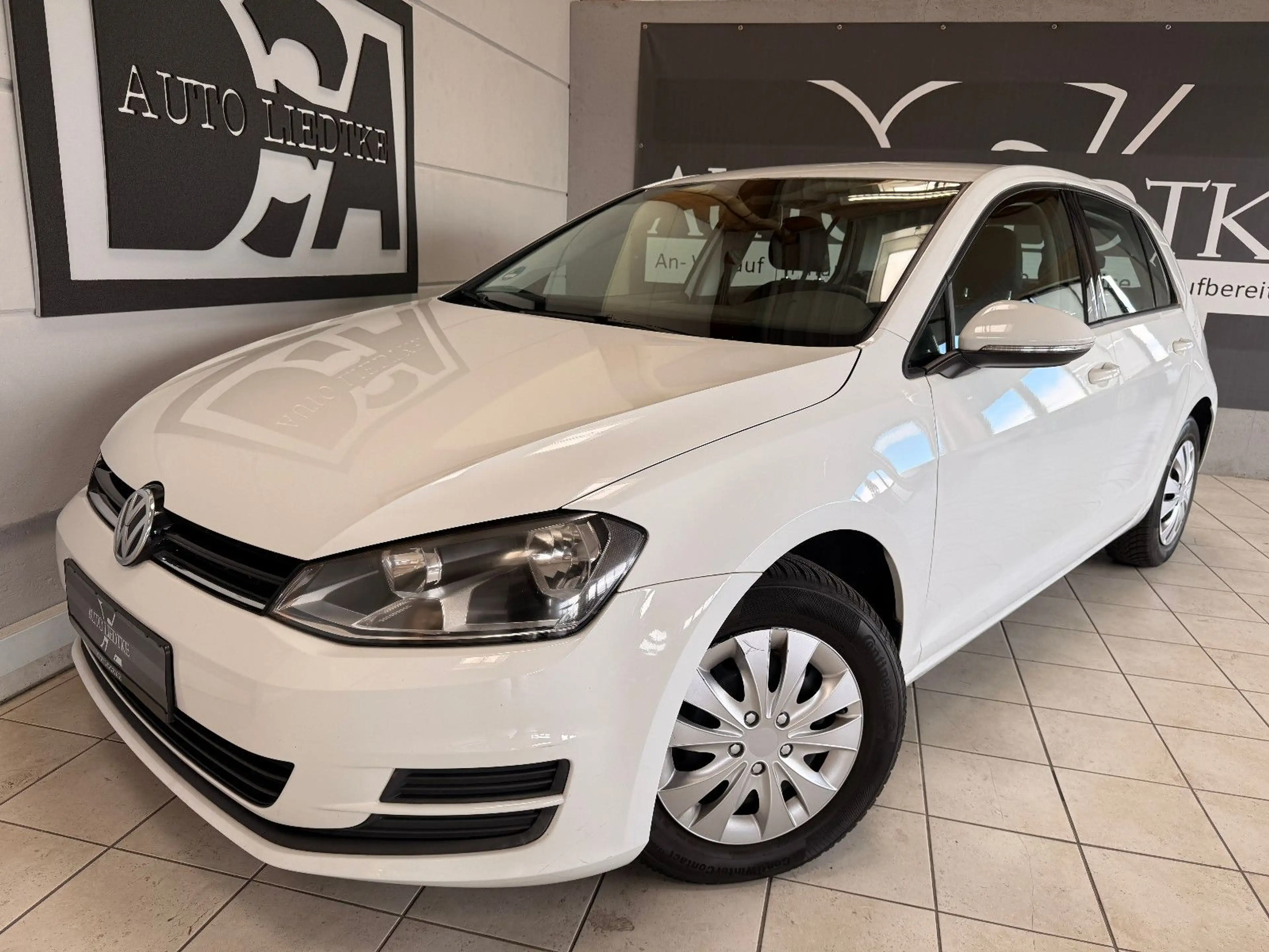 Volkswagen Golf VII Lim. Trendline BMT/Klimaaut./Scheckheft