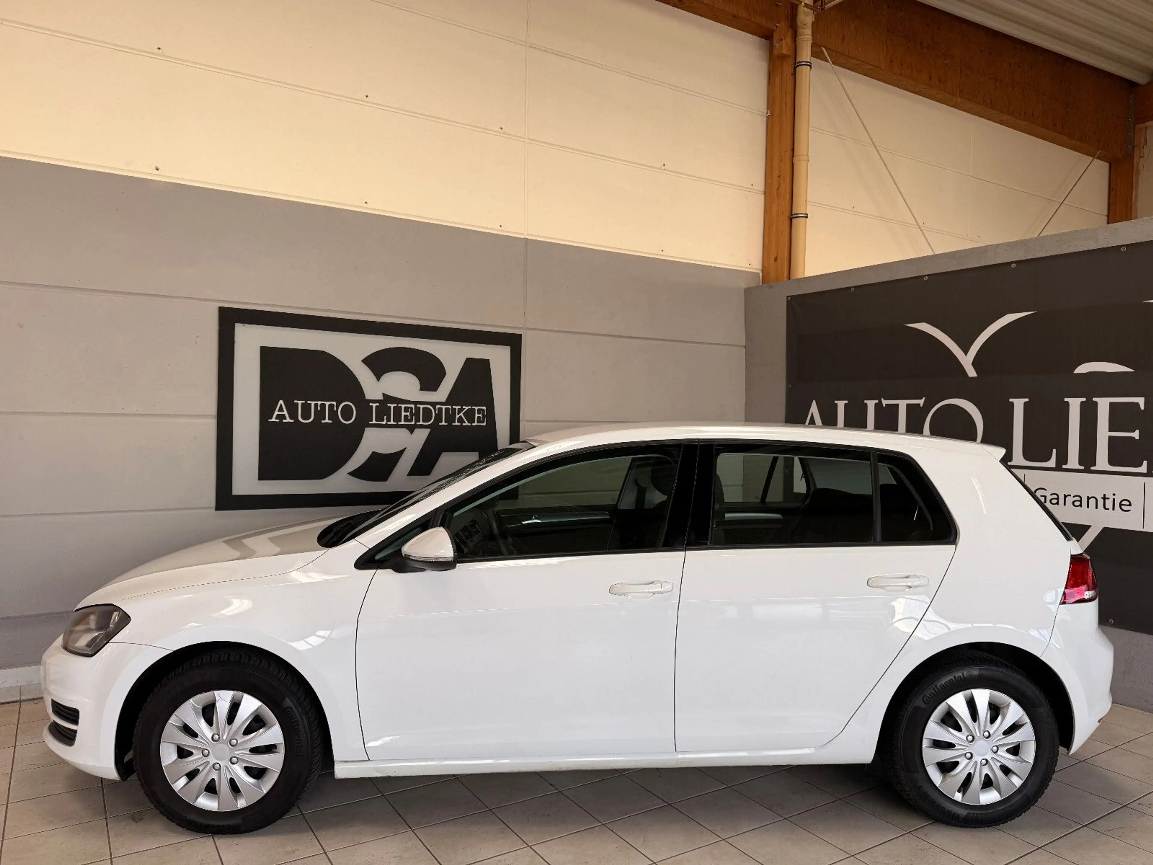 Volkswagen Golf VII Lim. Trendline BMT/Klimaaut./Scheckheft — photo 2