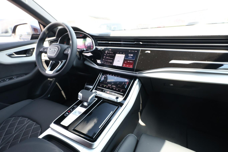 Audi Q8 S line 2xS AssistenzP+ 22Z Laser Pano B&O Leder... — photo 9