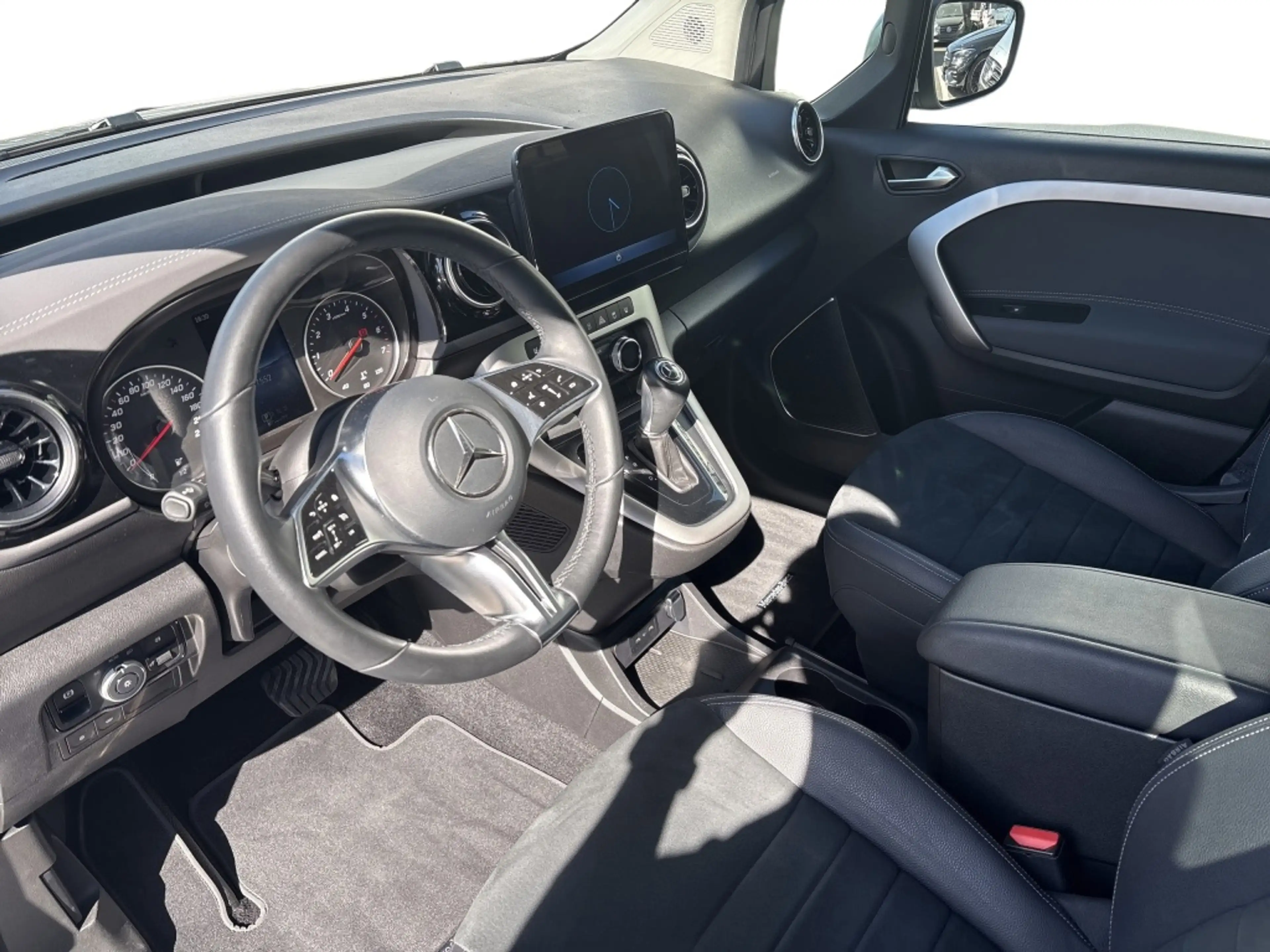Mercedes-Benz T-Class PROGRESSIVE Standard 2xKlima AHK AUT Kam. — photo 9