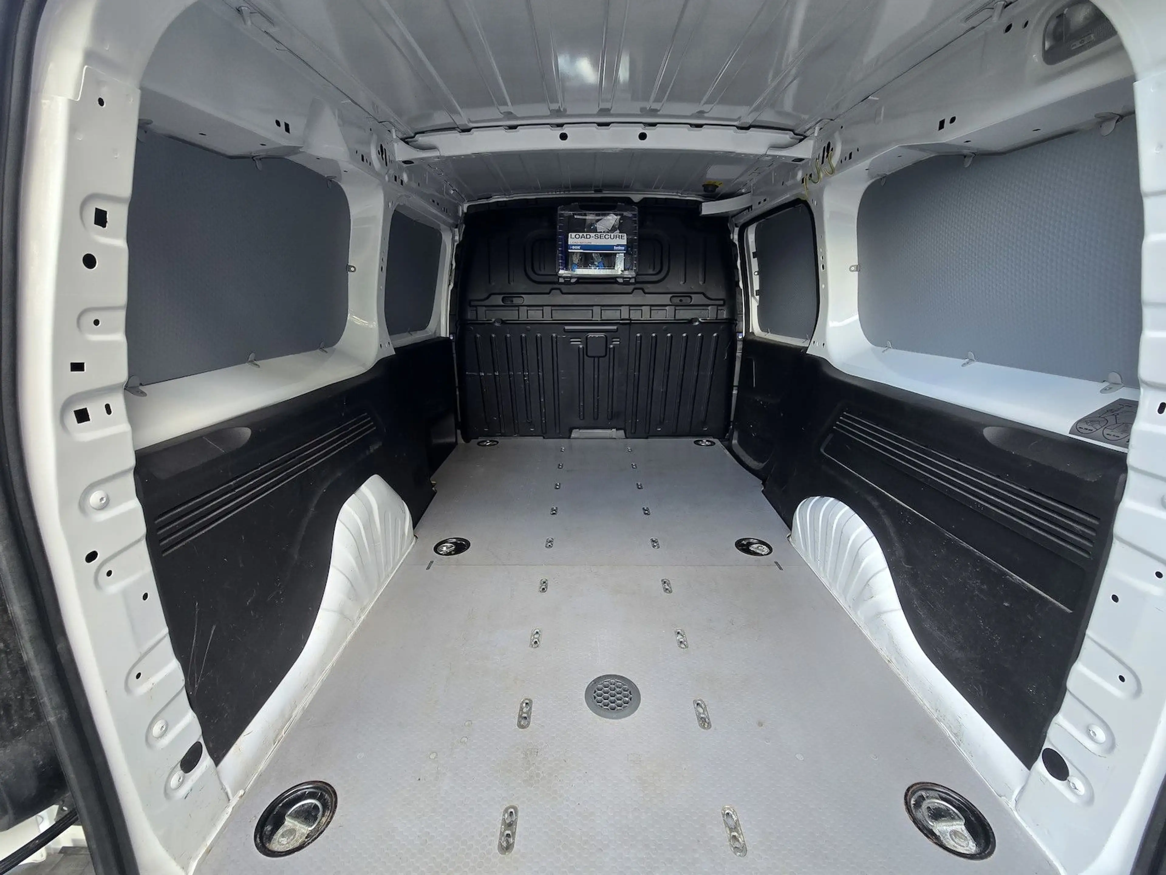 Peugeot Partner 1.5 Blue HDI Premium L2 Klima NAVI — photo 9