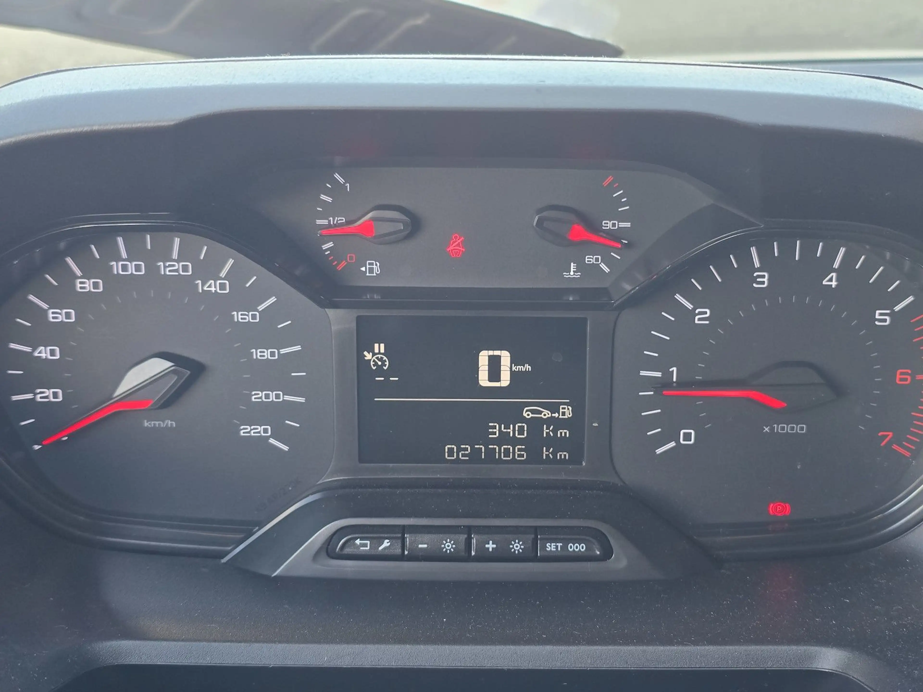 Peugeot Partner 1.5 Blue HDI Premium L2 Klima NAVI — photo 16