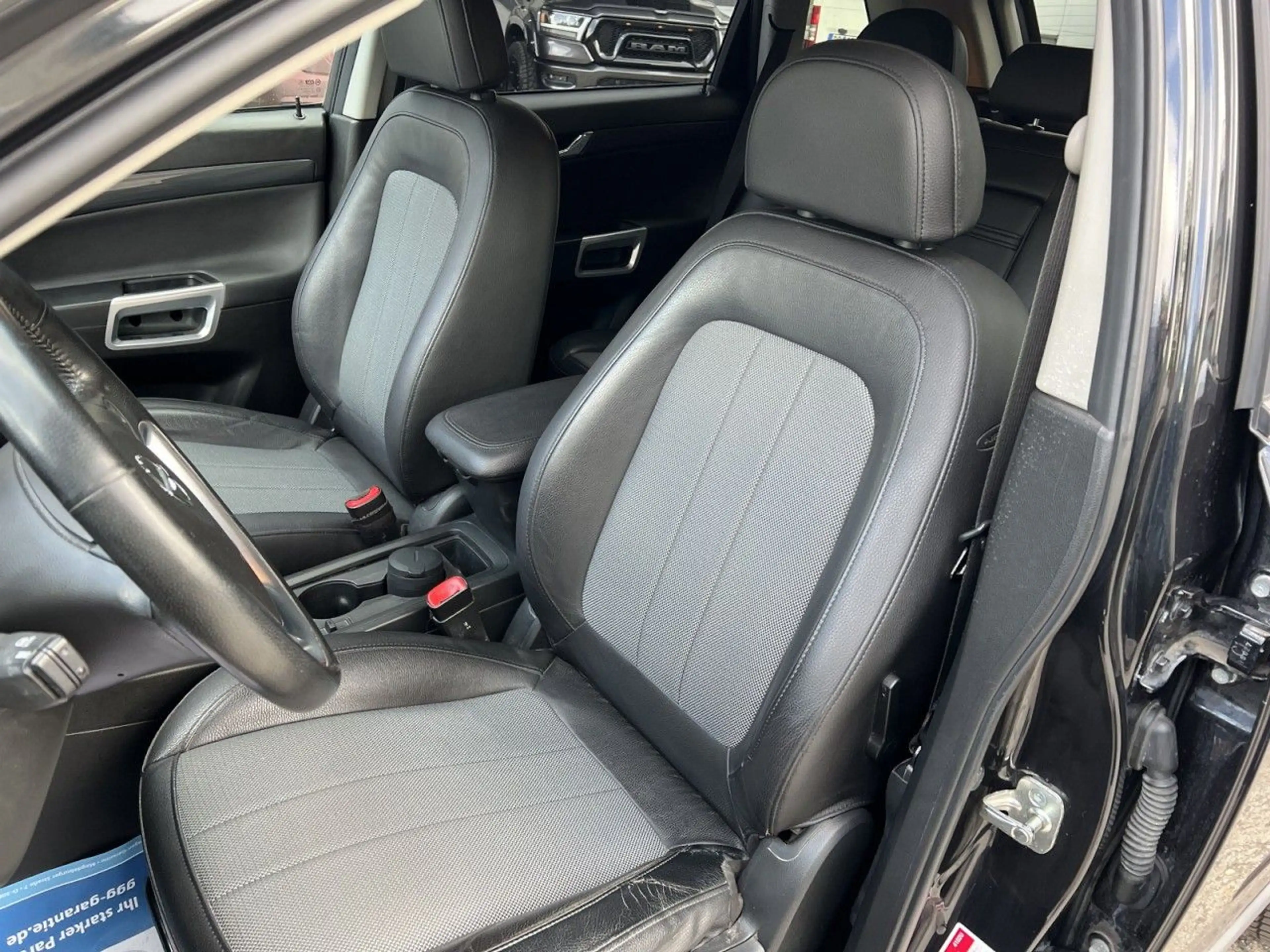 Opel Antara Design Edition 4x2*Automatik*AHK*PDC* — photo 14