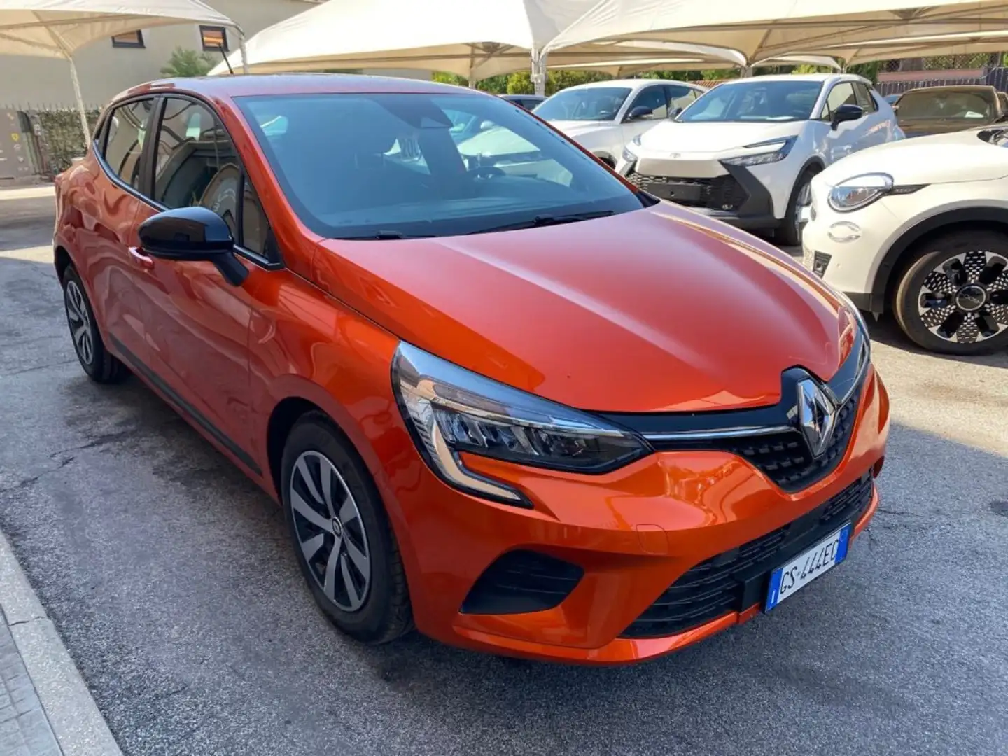 Renault Clio 5 porte Equilibre+GPL “ NEOPATENTATI “ Orange - 1