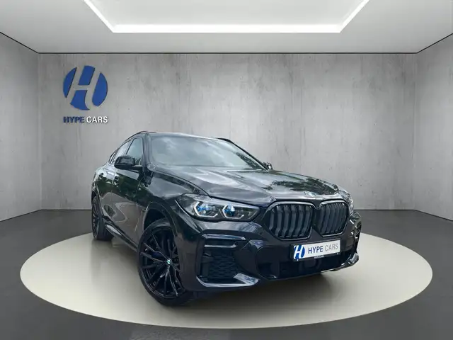 BMW X6 view 3