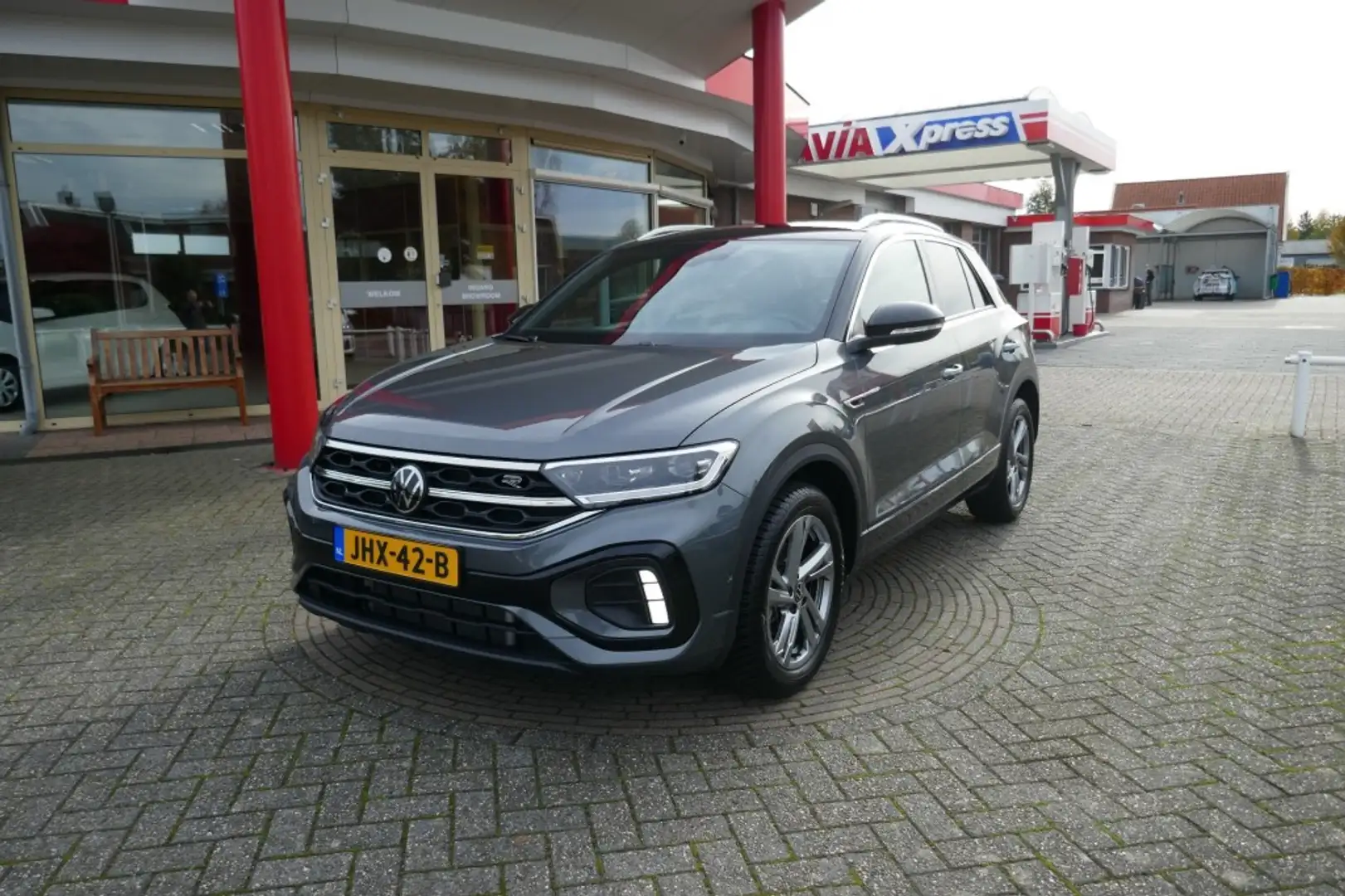 Volkswagen T-Roc 1.5 TSI R-LINE EDITION  360 CAMERA / STOELVERWARMI Gris - 2