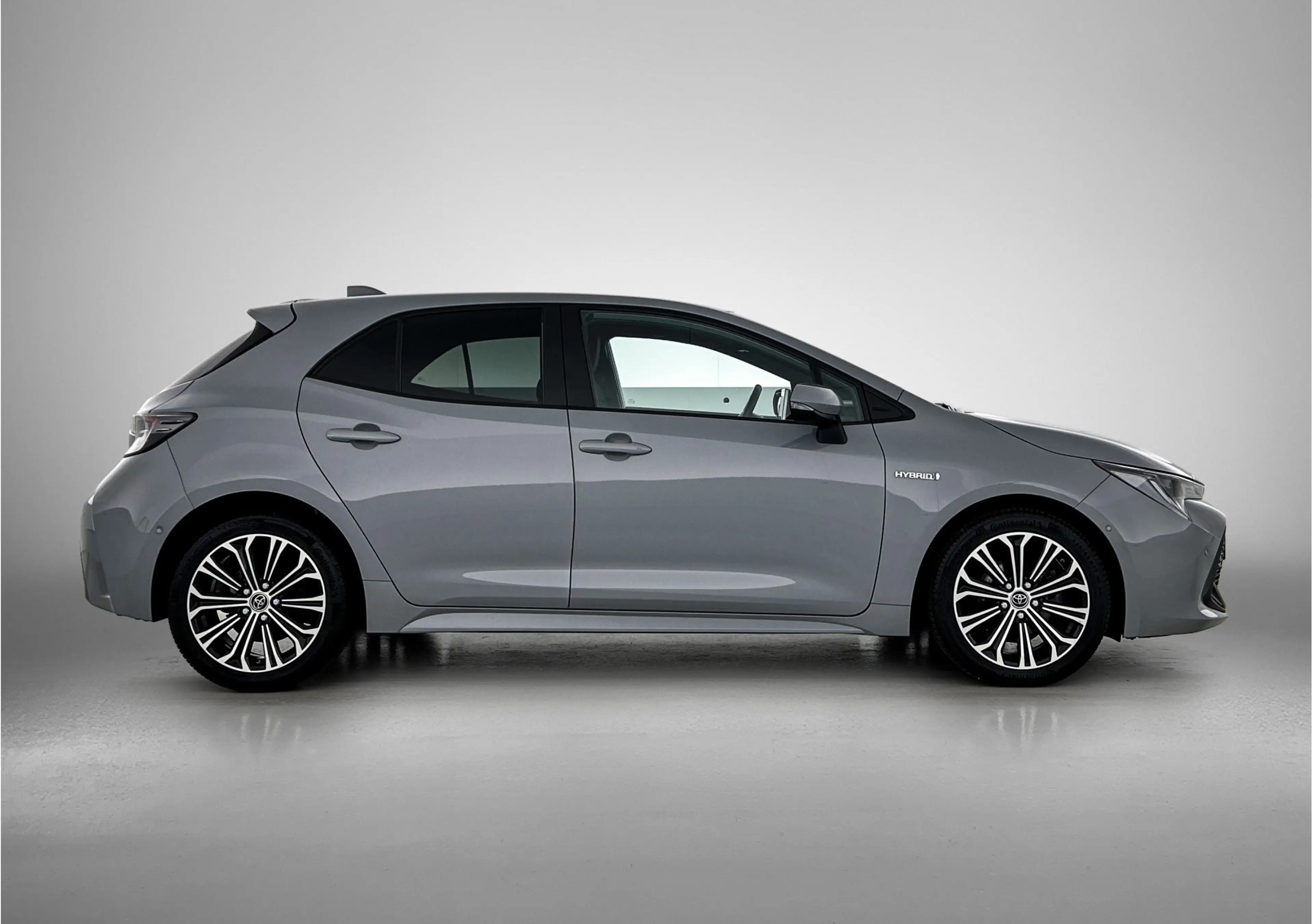 Toyota Corolla 1.8 Hybrid Dynamic — photo 11