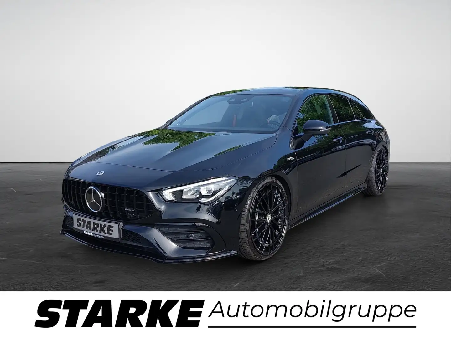 Mercedes-Benz CLA 35 AMG Shooting Brake 4Matic Negro - 2