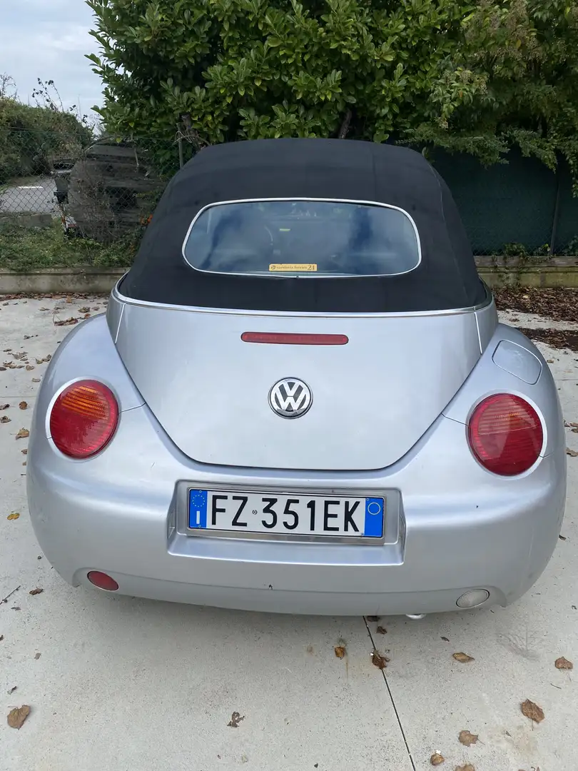 Volkswagen New Beetle Cabrio 2.0 - 2