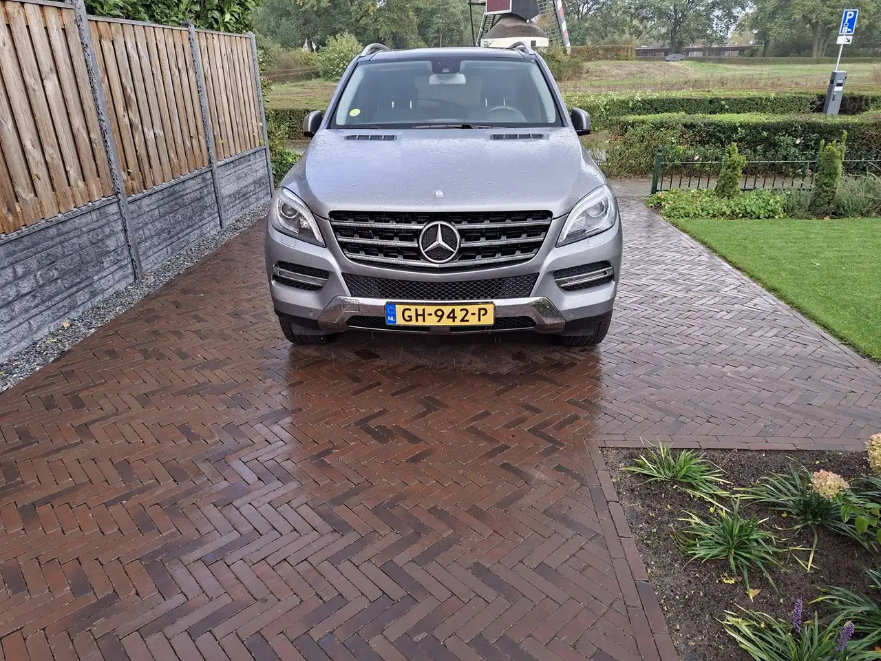 Mercedes-Benz ML 250