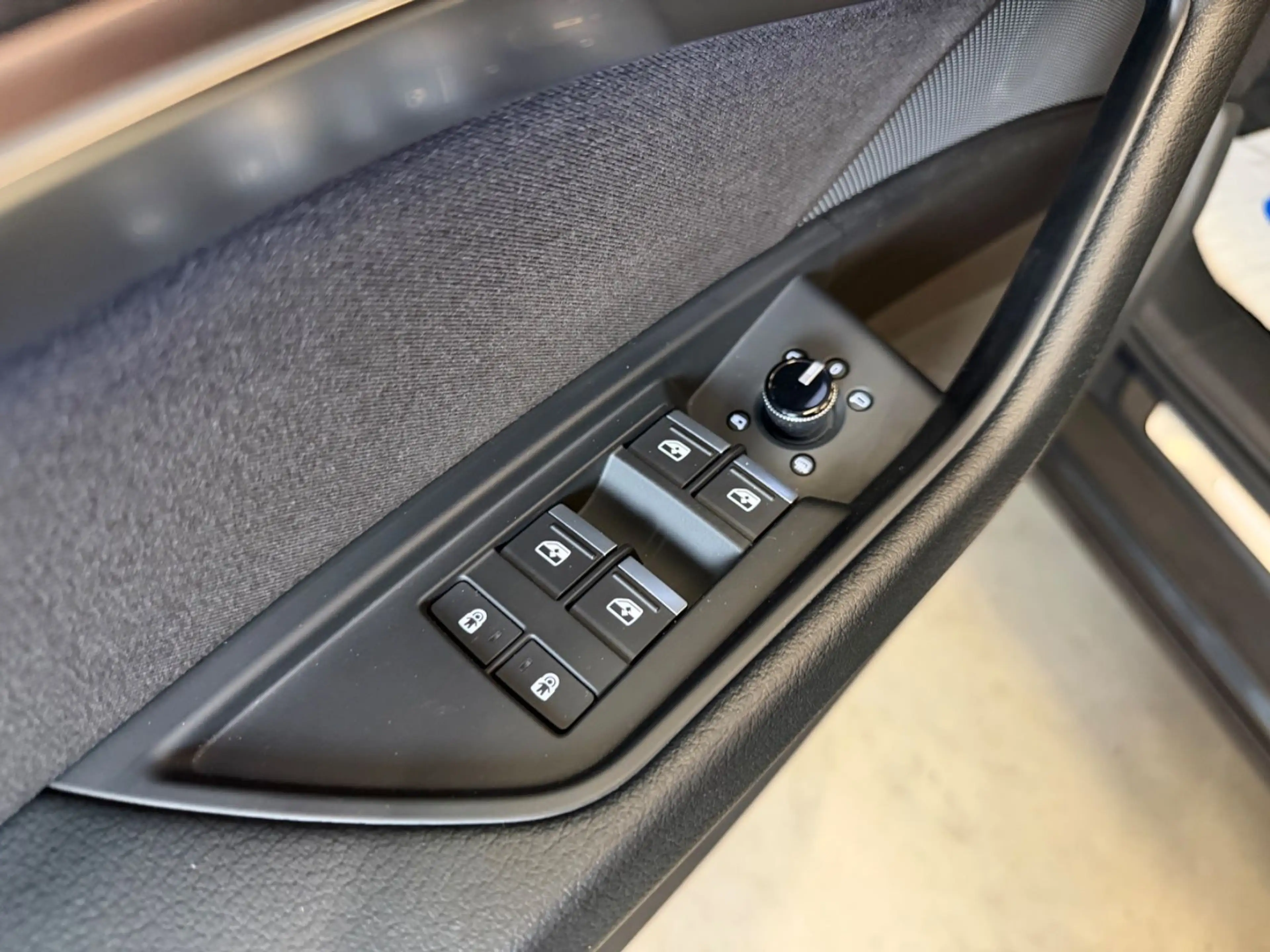 Audi e-tron 50 quattro/LED/AHK/B&O/ACC/SHZ/NAVI — photo 12
