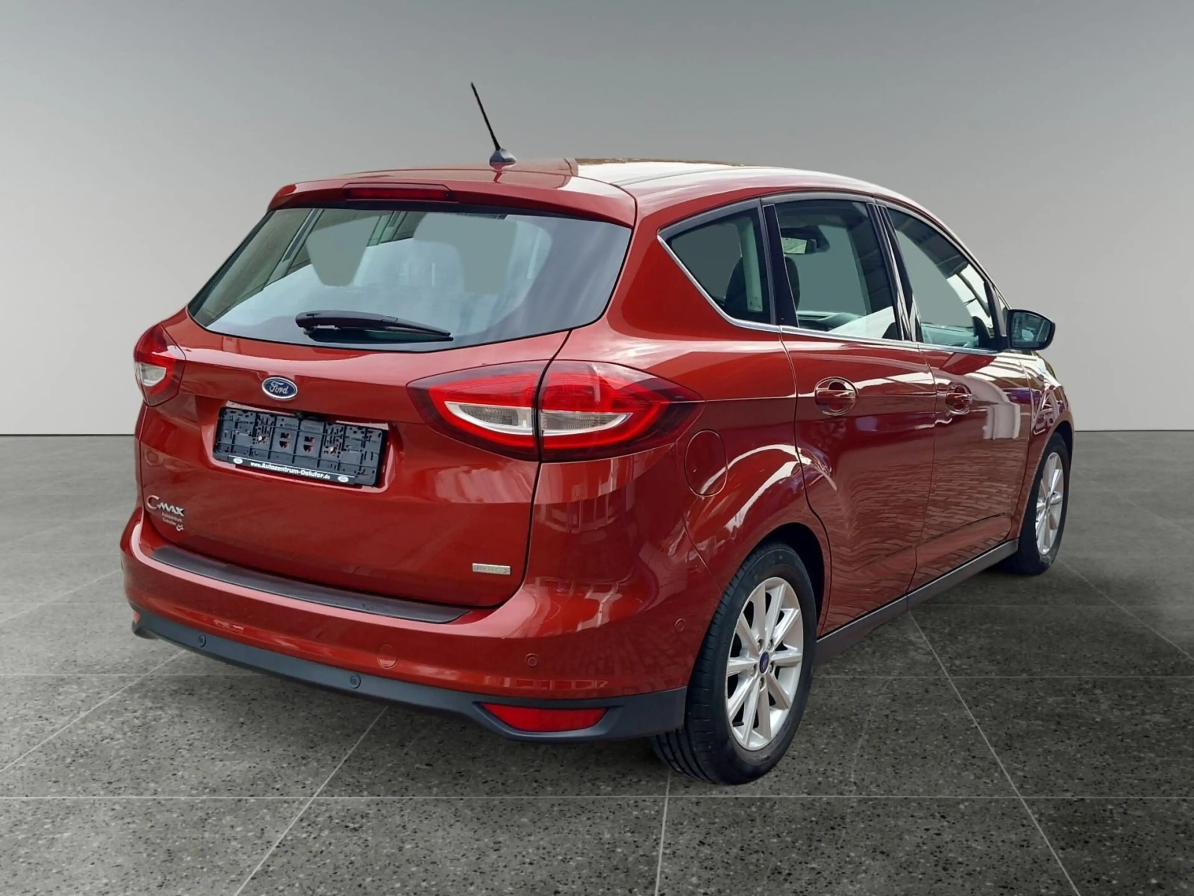 Ford C-Max 1.0 EcoBoost Titanium — photo 5