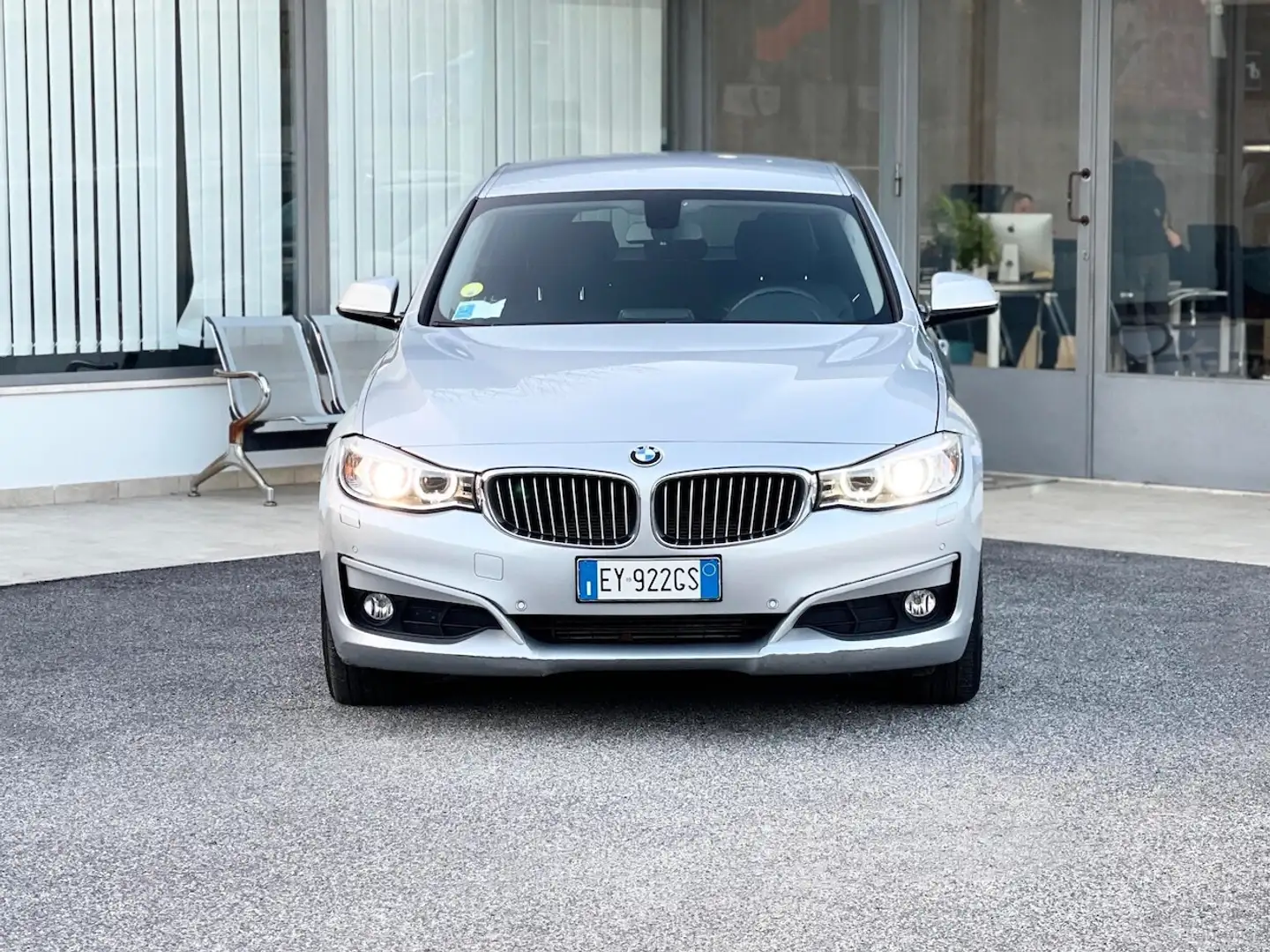 BMW 320 2.0 Diesel 184CV E6 Automatica - 2015 Argent - 2