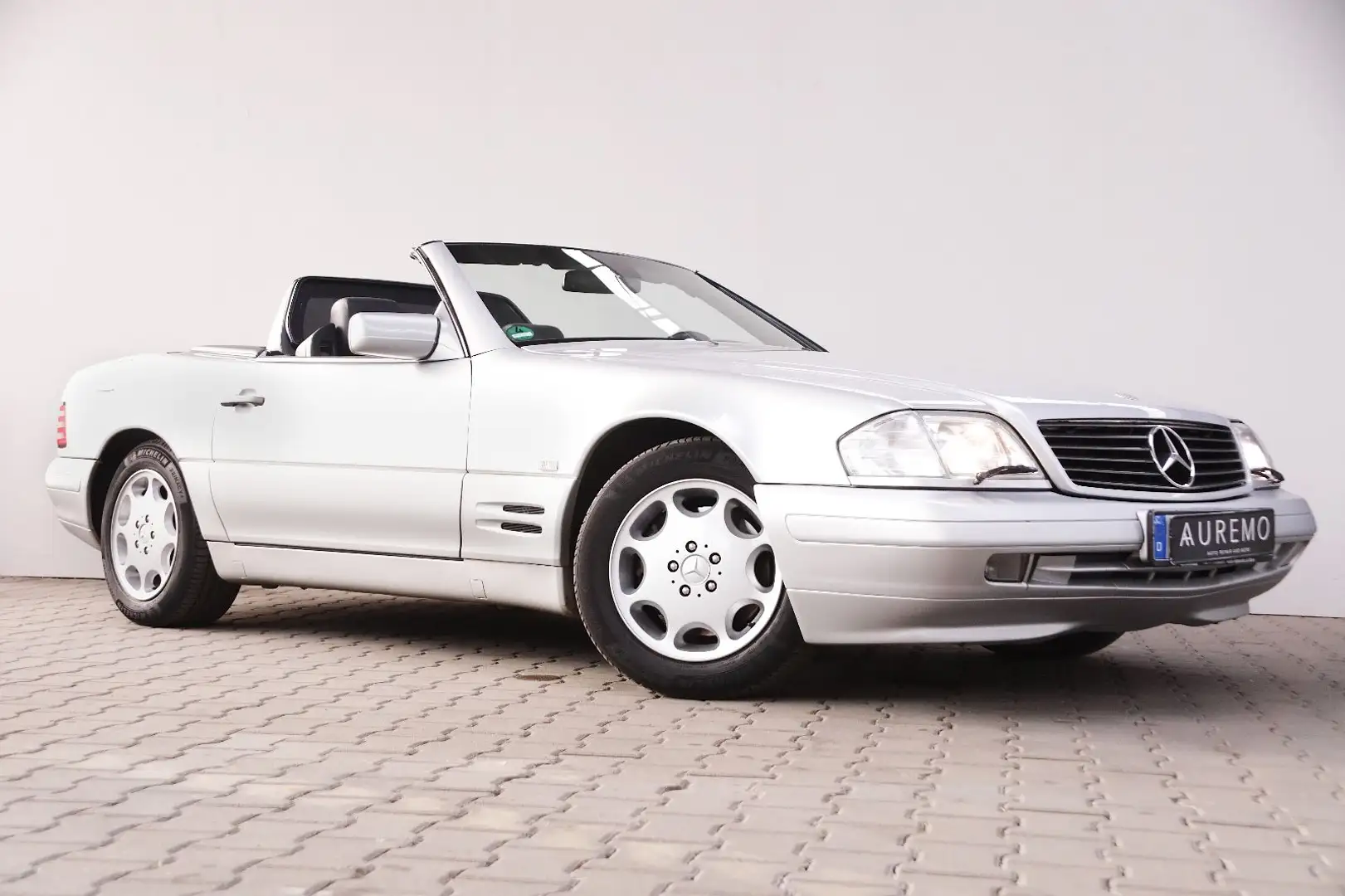 Mercedes-Benz SL 500 Argent - 2
