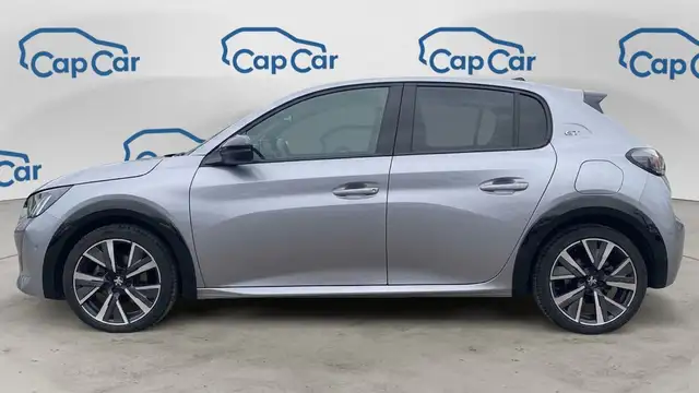 Peugeot 208 view 2