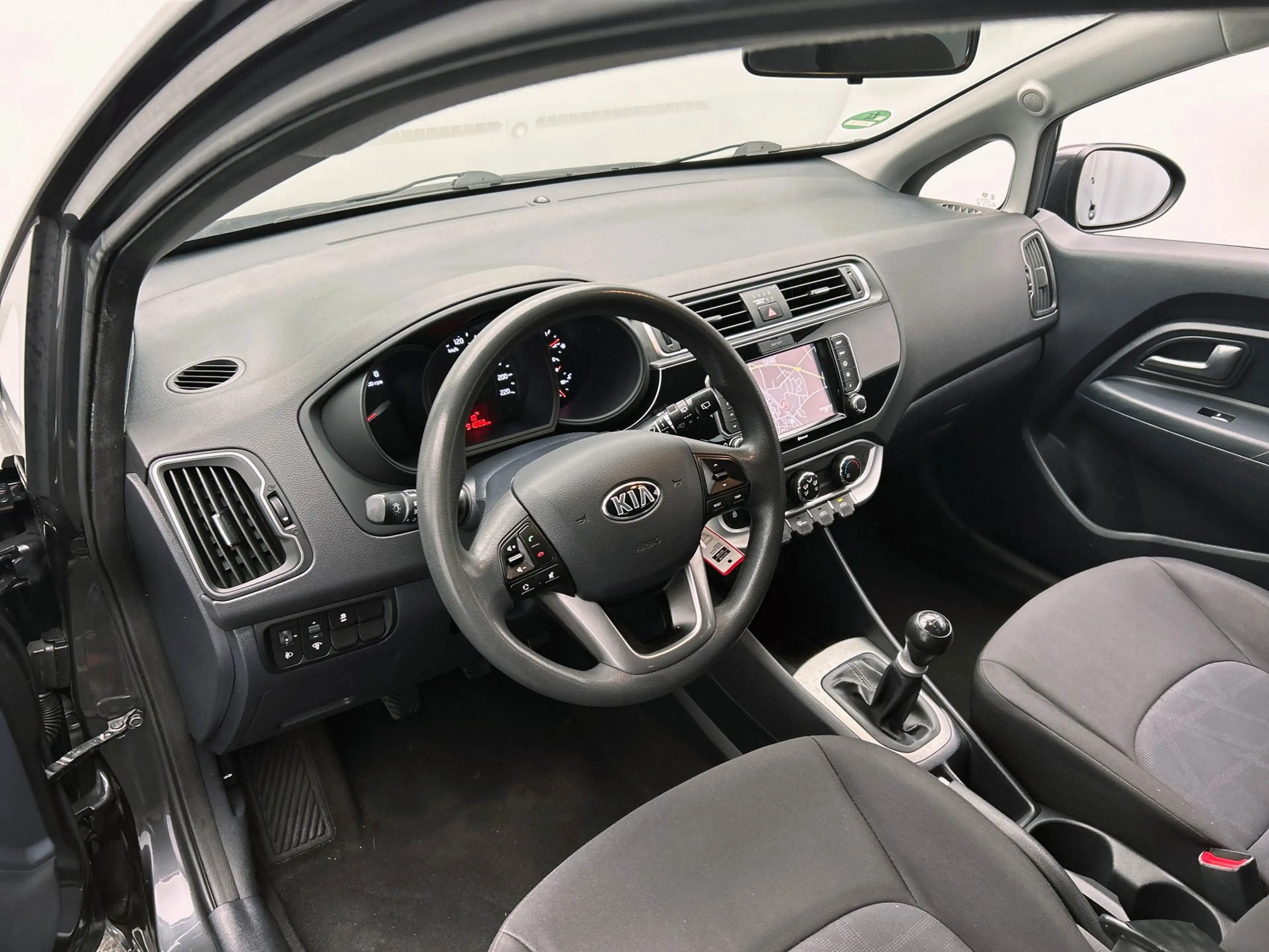 Kia Rio 1.2 CVVT ComfortPlusLine Navigator | Camera | Navi — photo 8
