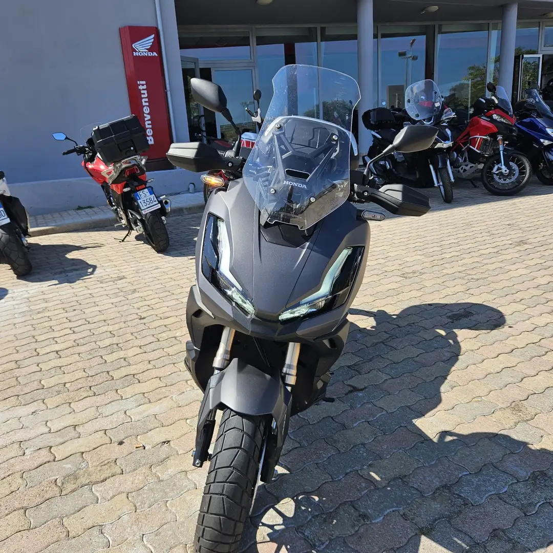 Honda ADV 350 Nero - 1
