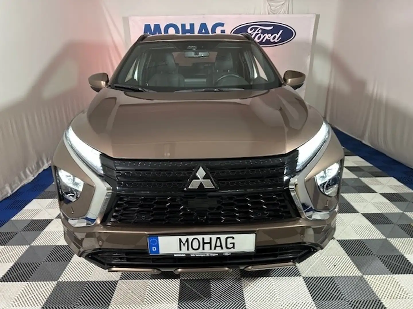 Mitsubishi Eclipse Cross 2.4 MIVEC PHEV EU6d Plus Select Black Hybrid 4WD Braun - 2
